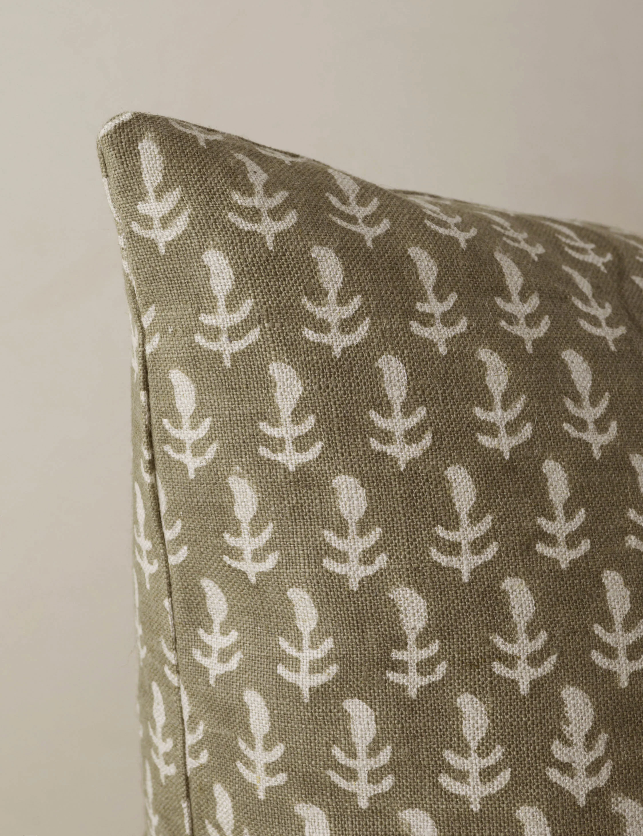 Agnes Linen Pillow - Image 4