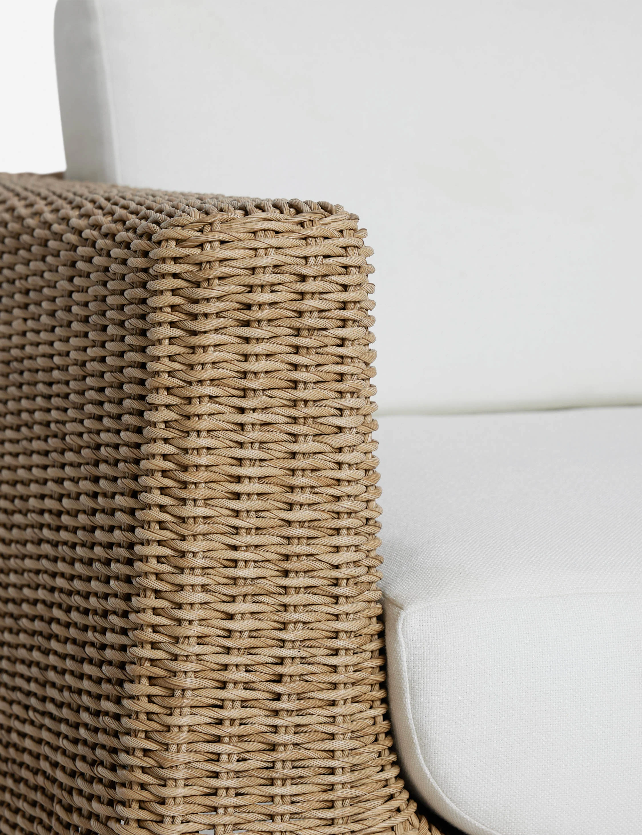 Aisha Indoor / Outdoor Swivel Chair - Image 8