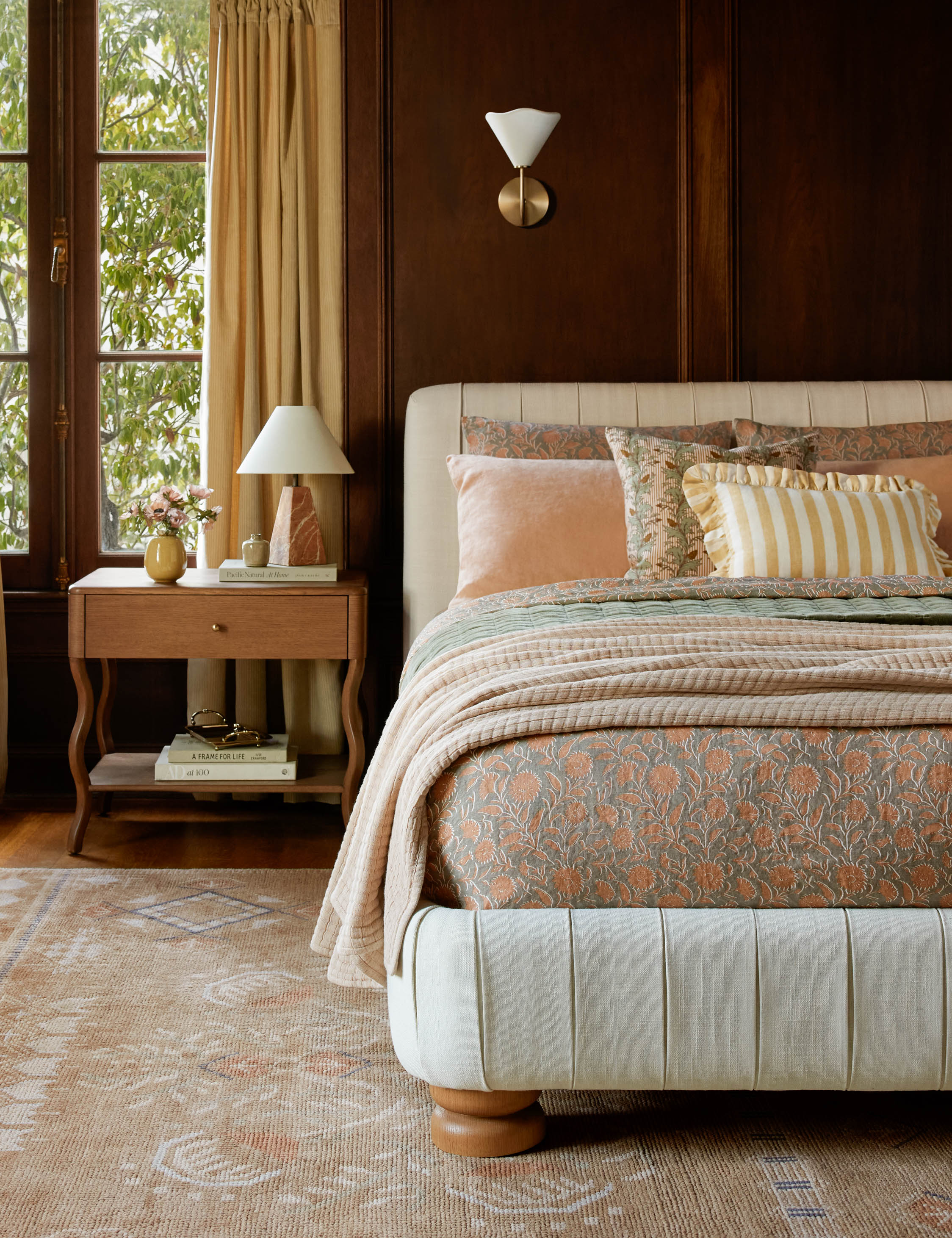 Amaroso Linen Ruffle Pillow - Image 9