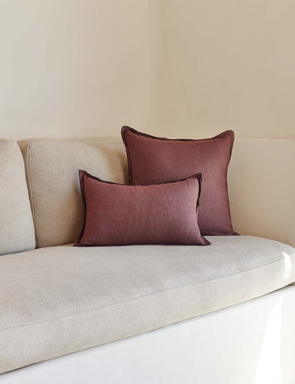 Arlo Linen Pillow - Image 34