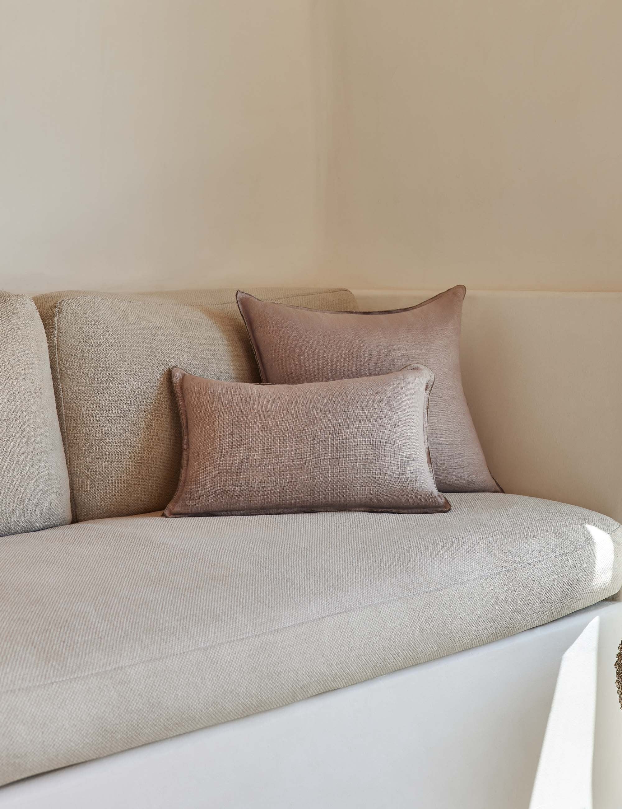 Arlo Linen Pillow - Image 47