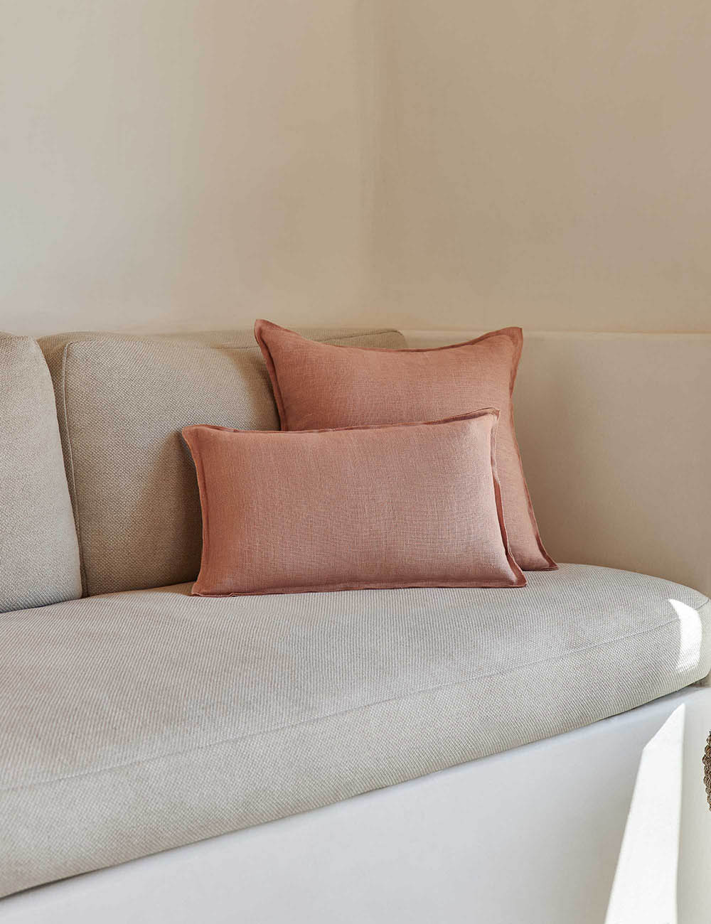 Arlo Linen Pillow - Image 89