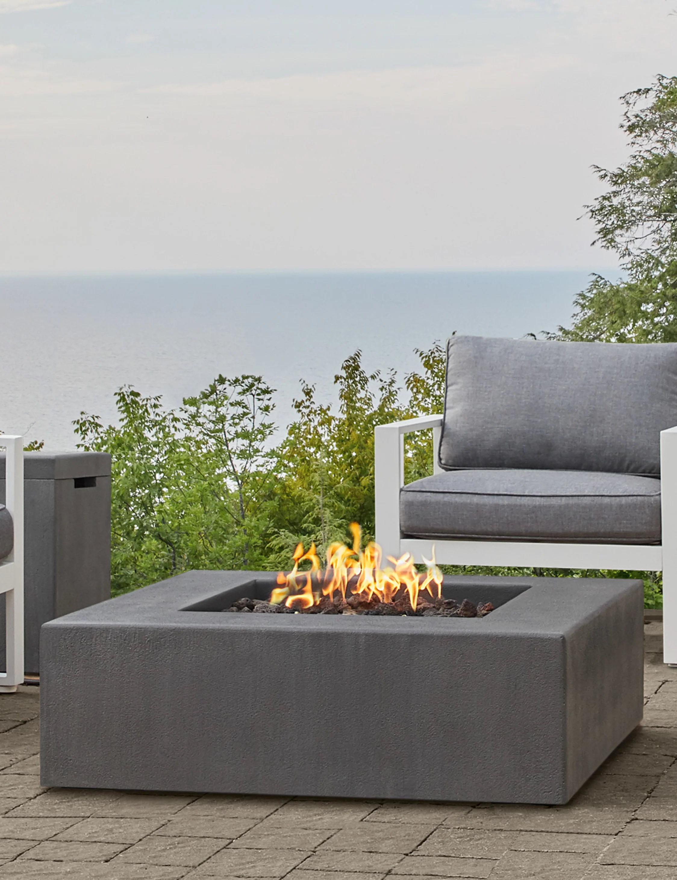 Auberon Fire Table - Image 15