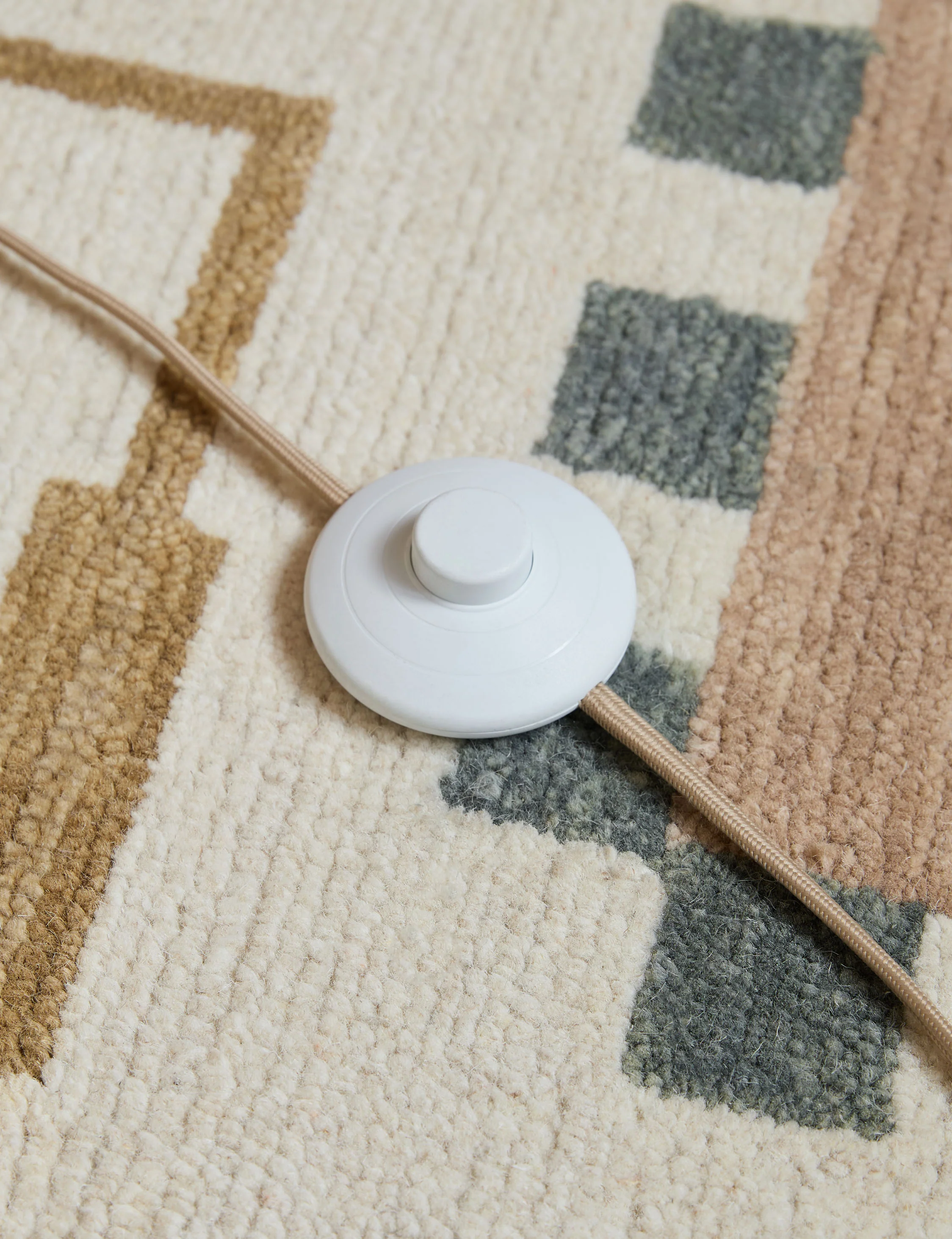 Bemand Floor Lamp - Image 15