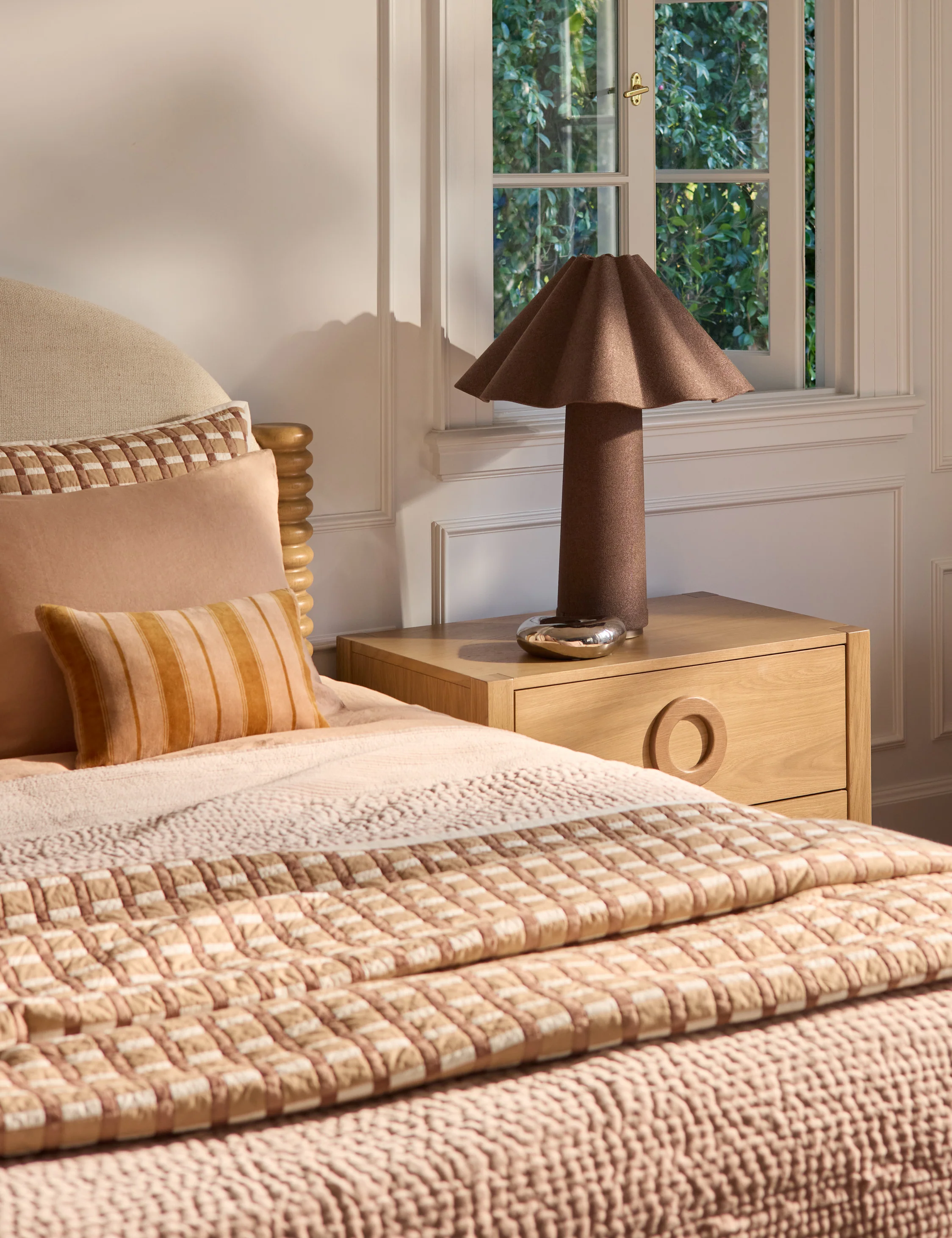 Bemand Table Lamp - Image 2