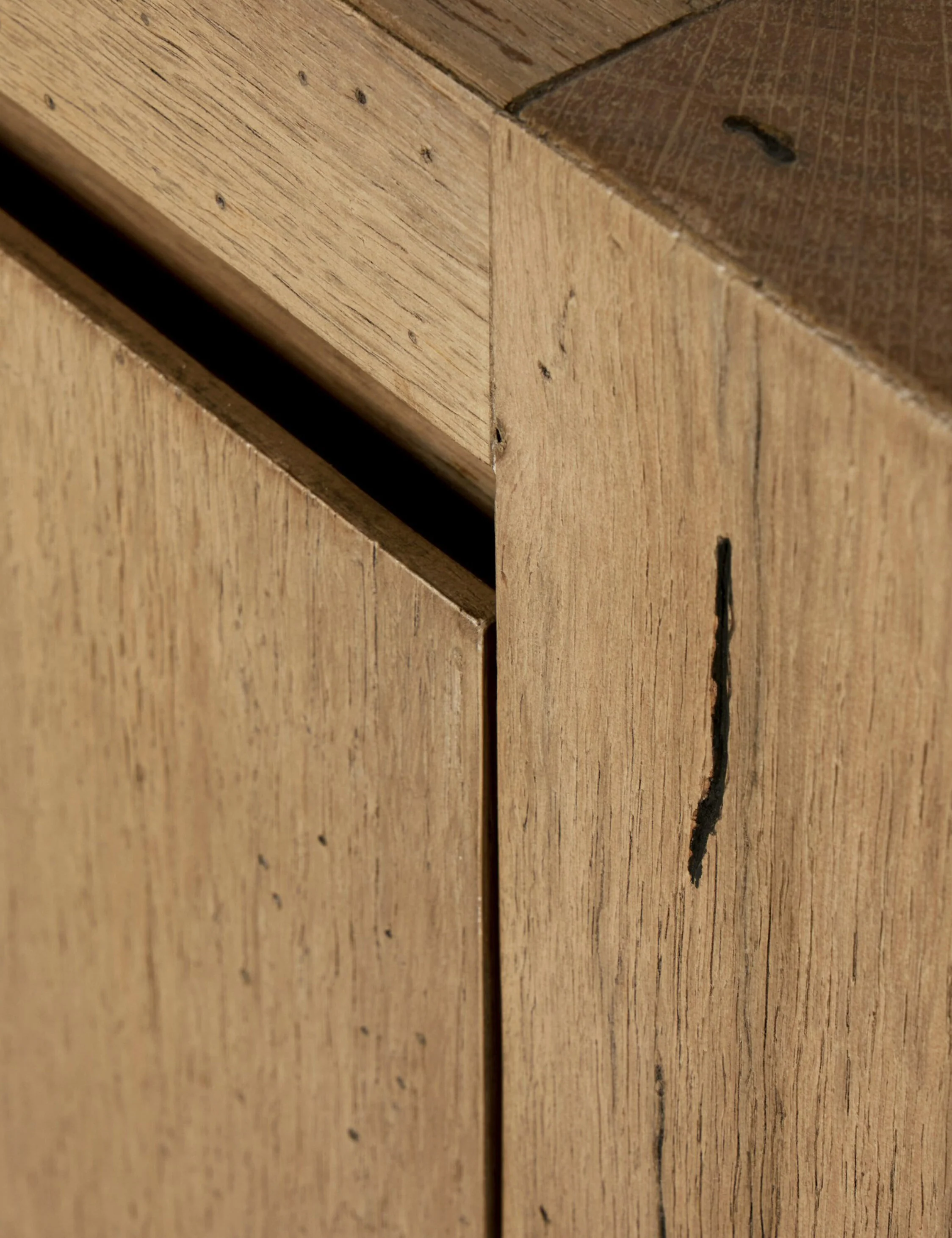 Bevan Media Console - Image 26