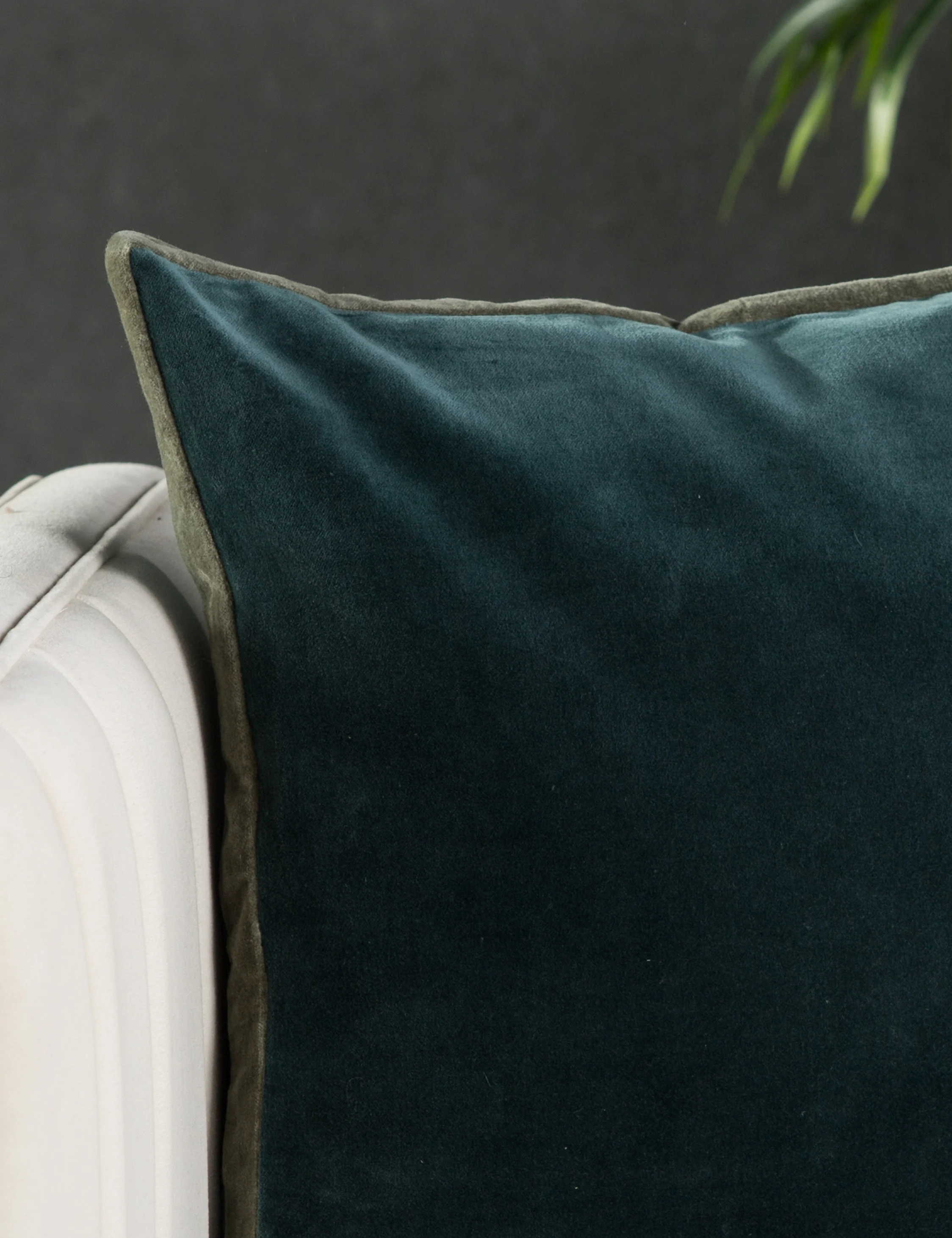 Clune Pillow - Image 2