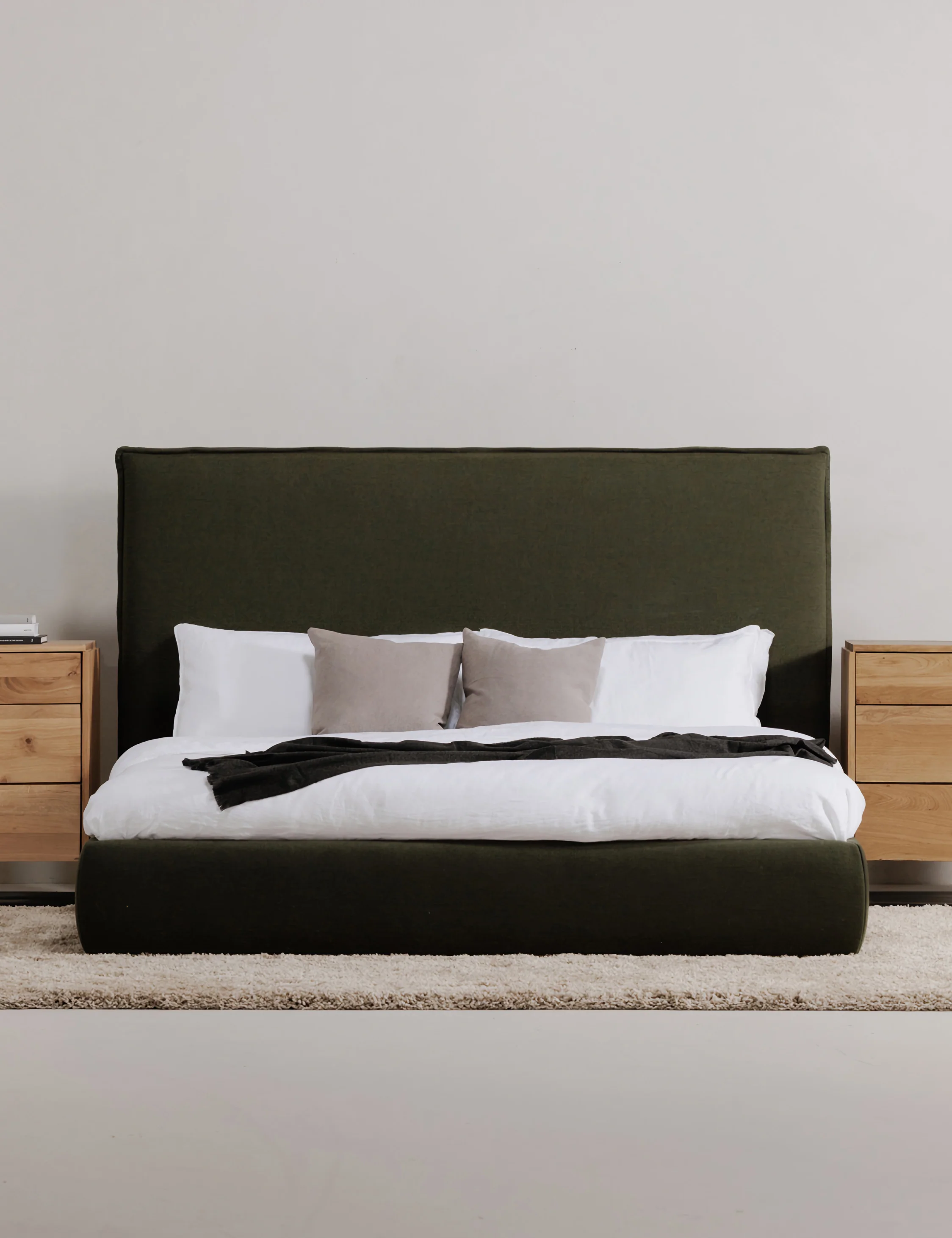 Cambria Platform Bed - Image 11
