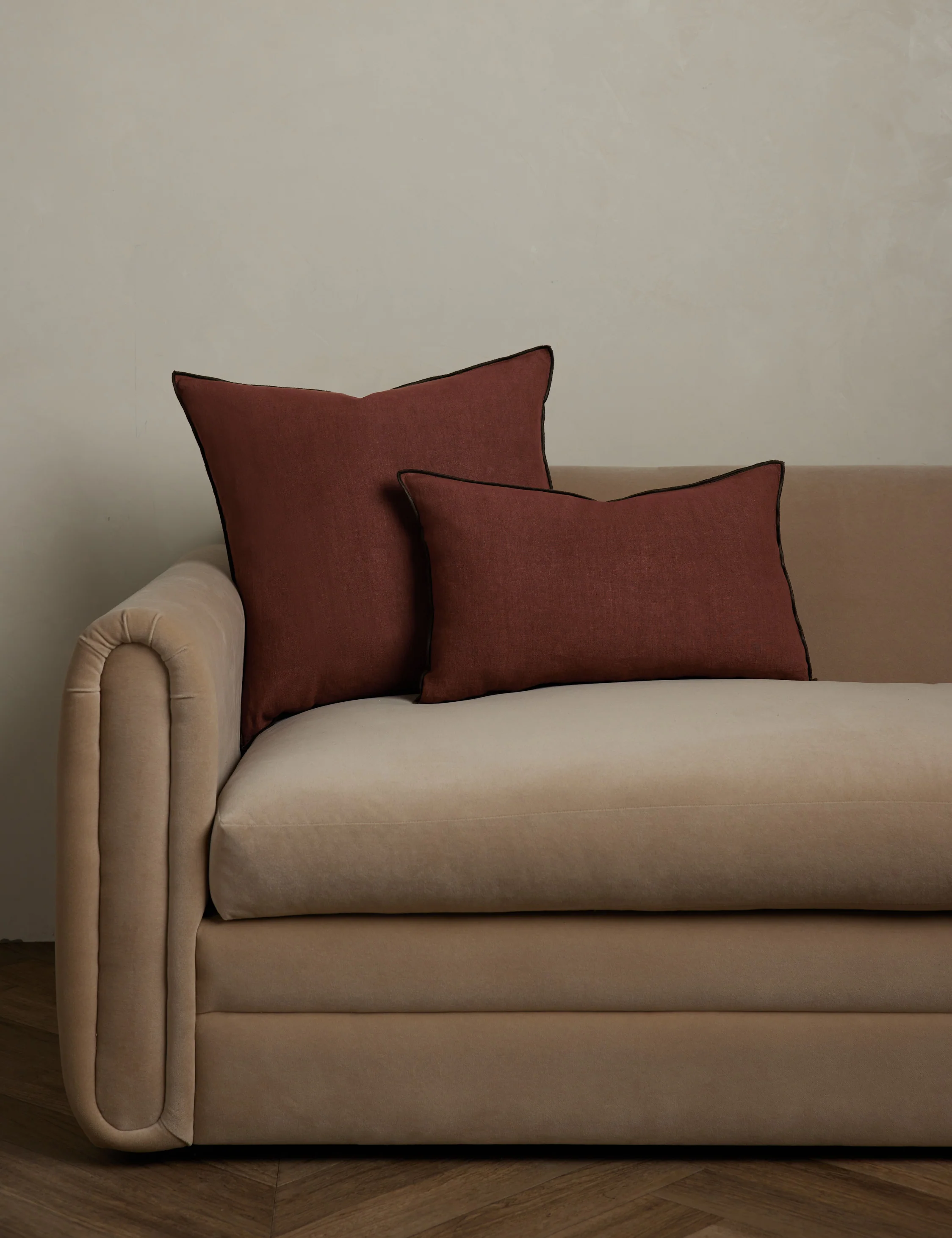 Carys Contrast Linen Pillow - Image 21