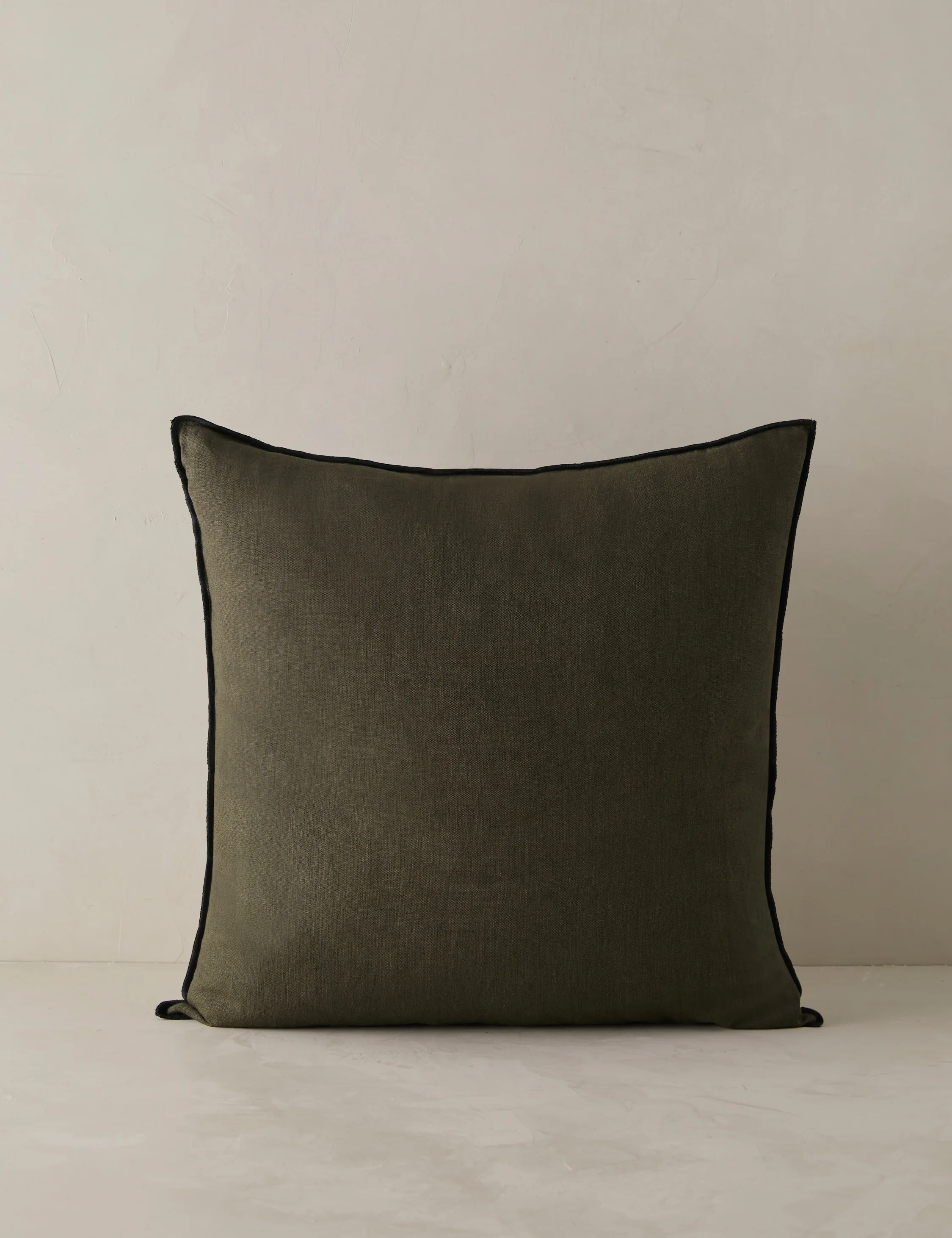 Carys Contrast Linen Pillow - Image 3