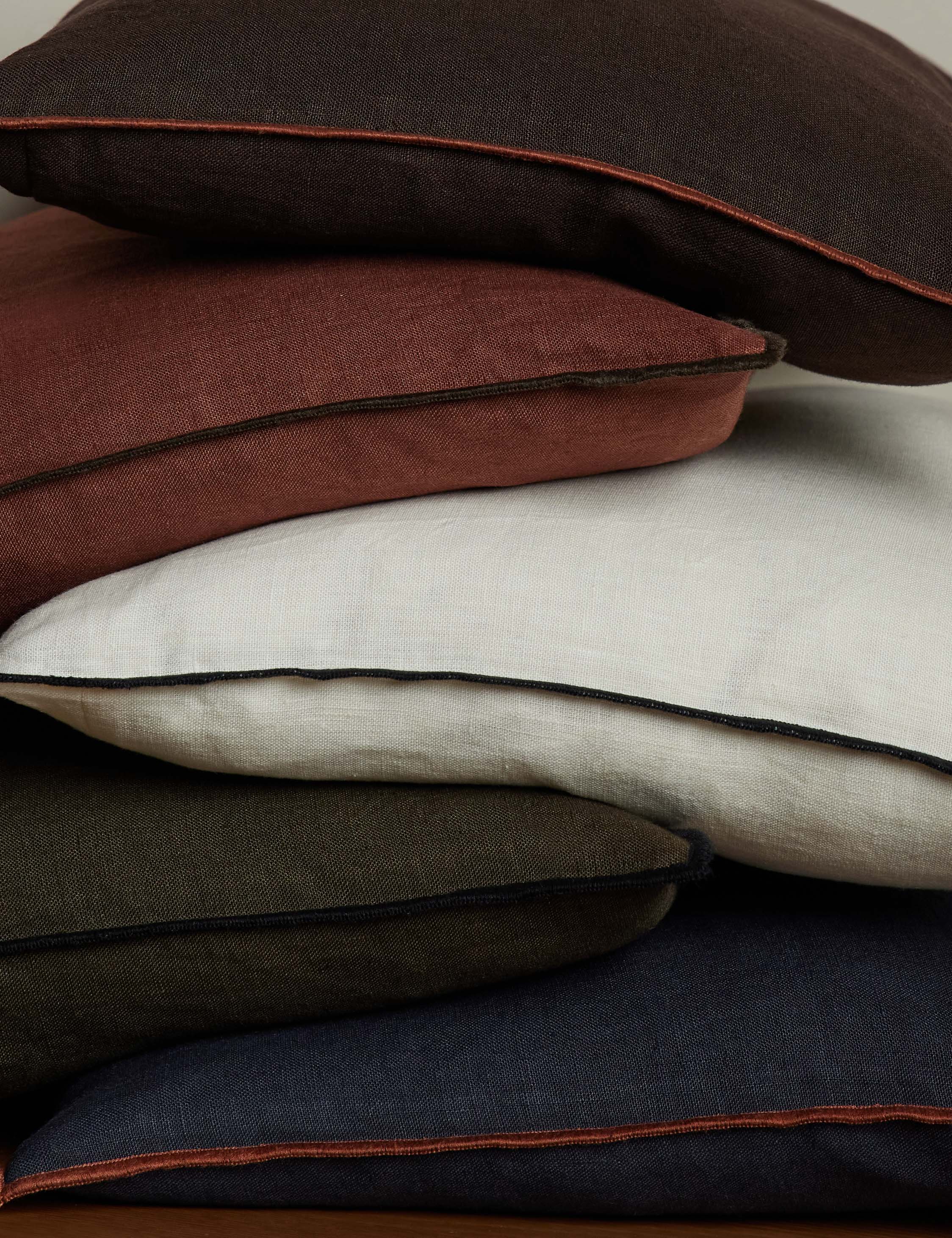 Carys Contrast Linen Pillow - Image 45