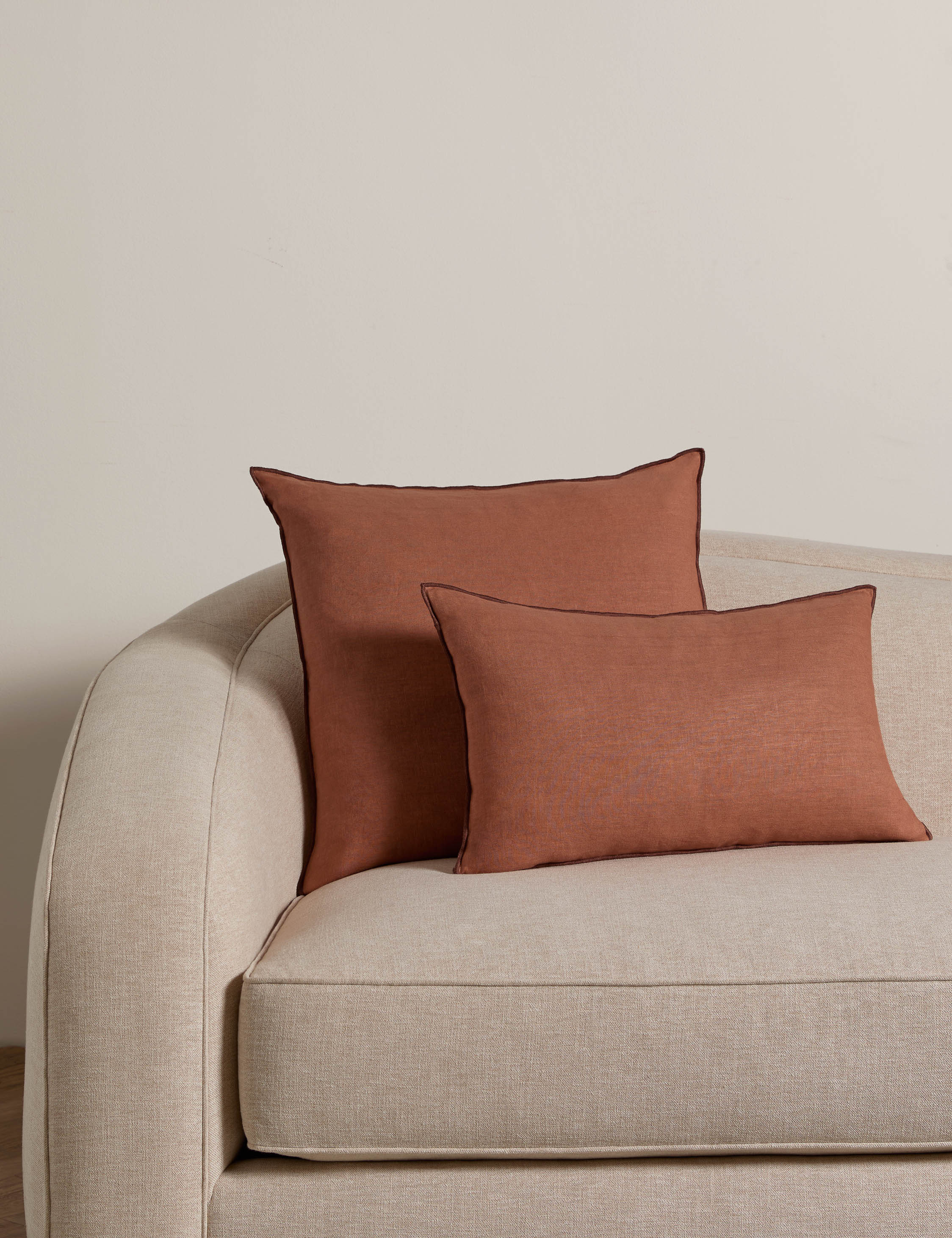 Carys Contrast Linen Pillow - Image 63