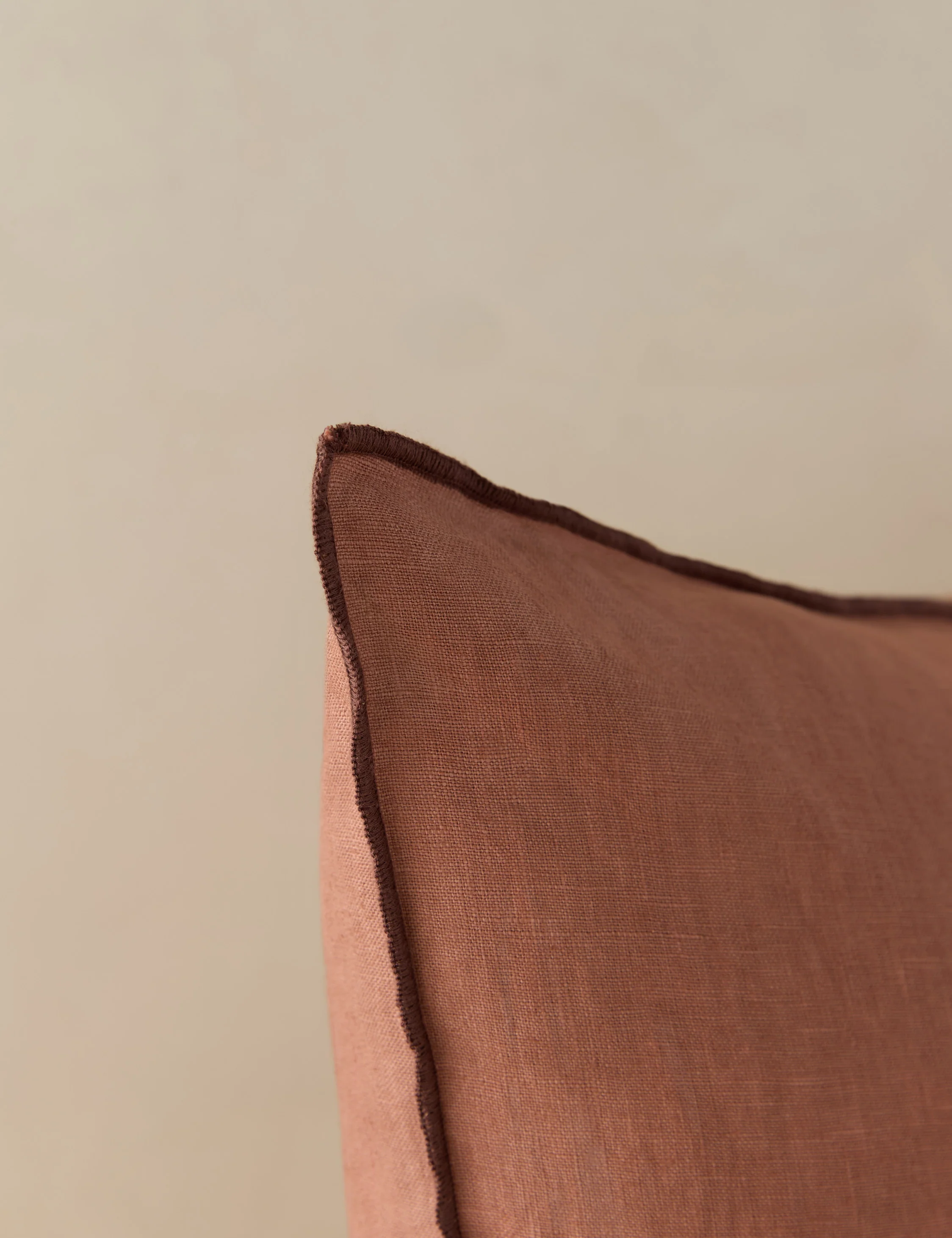 Carys Contrast Linen Pillow - Image 65