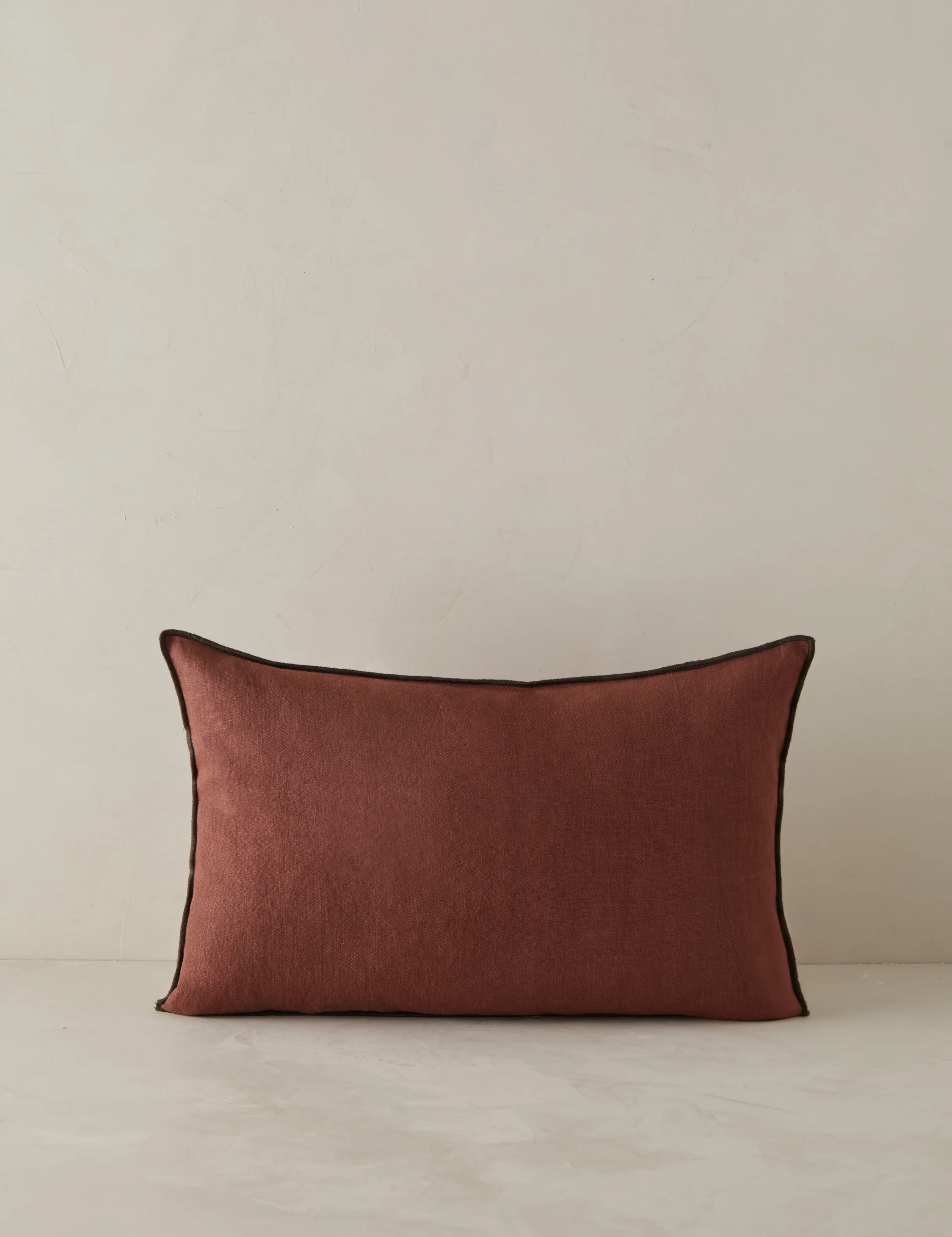 Carys Contrast Linen Pillow - Image 7