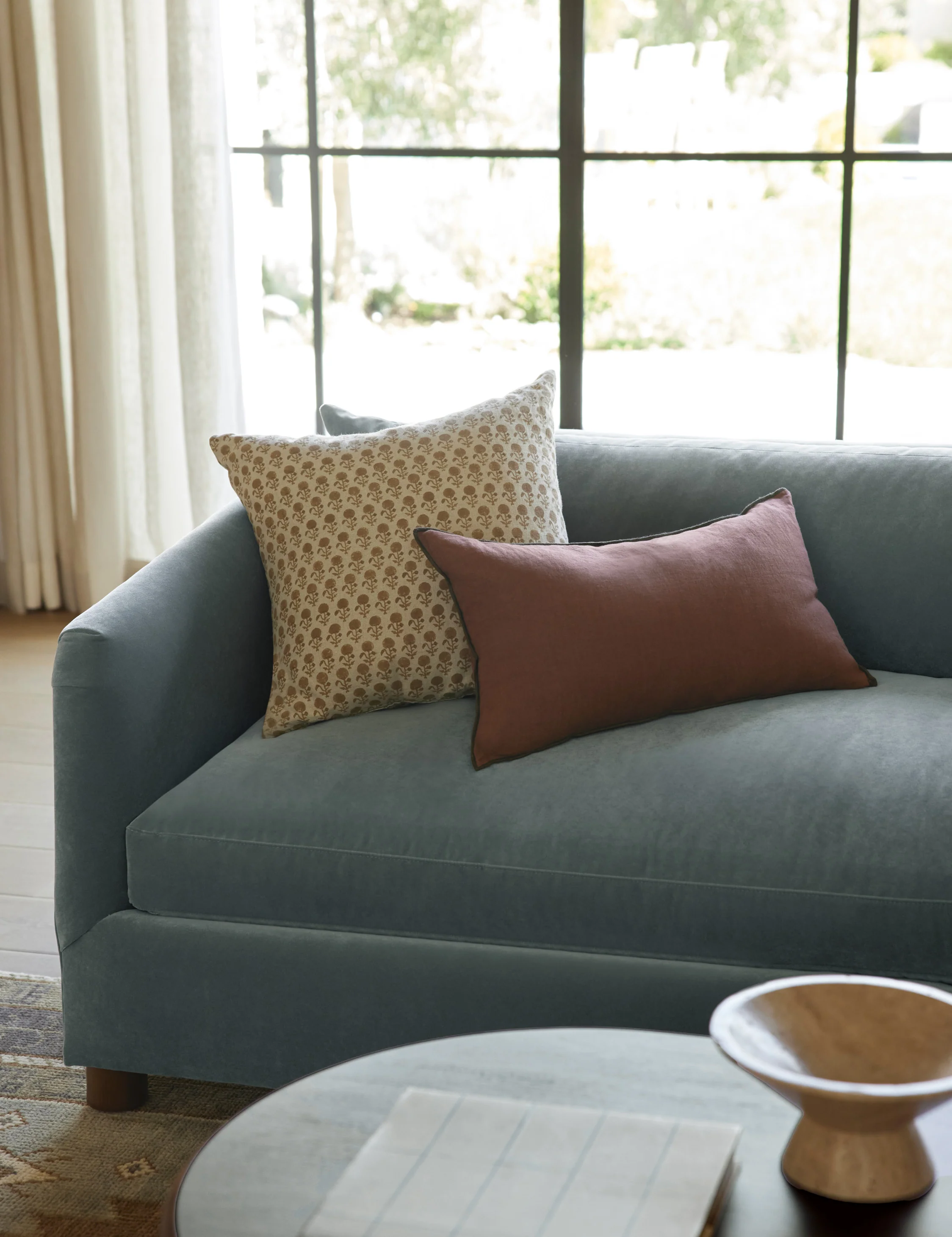 Carys Contrast Linen Pillow - Image 8