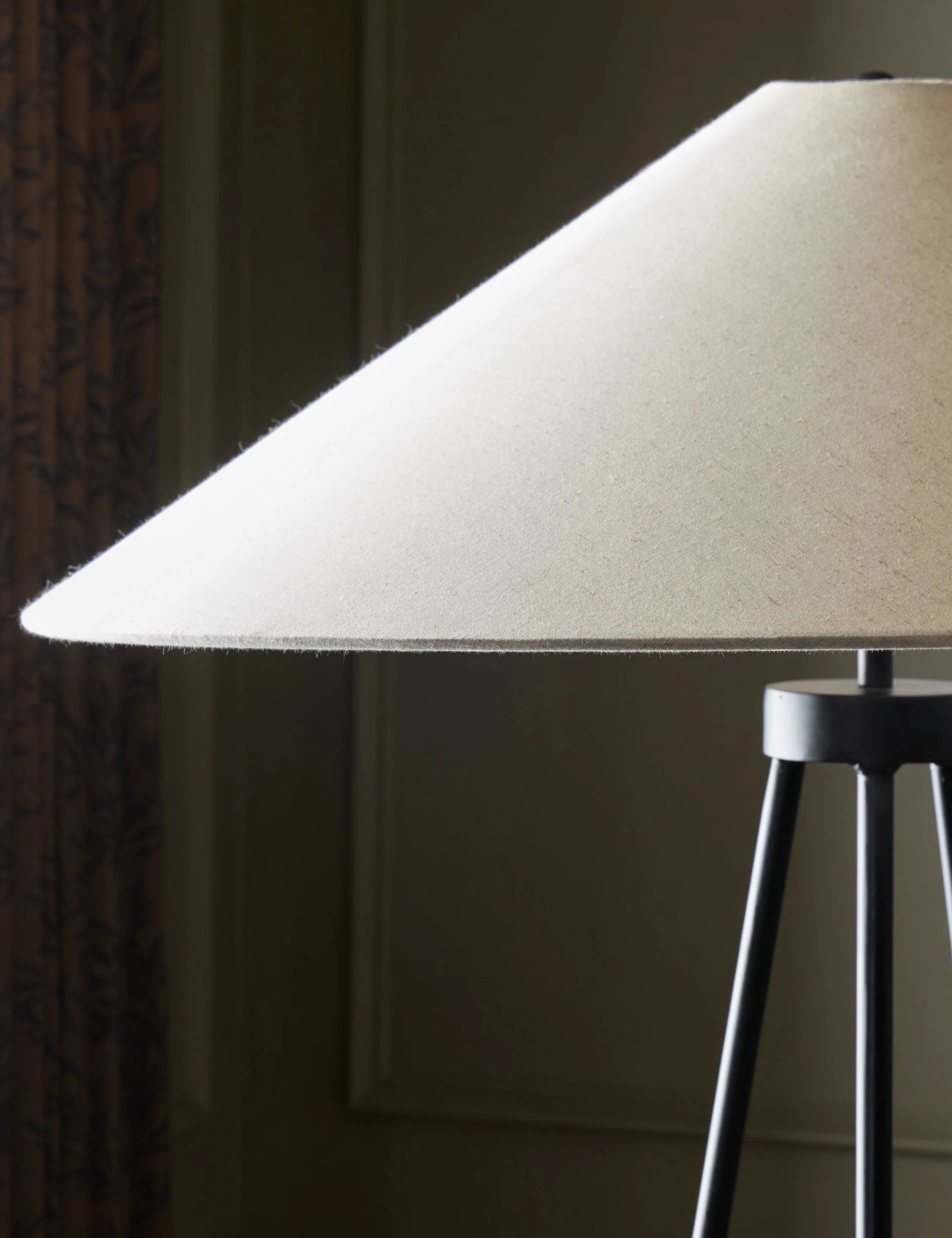 Colbeck Floor Lamp - Image 4