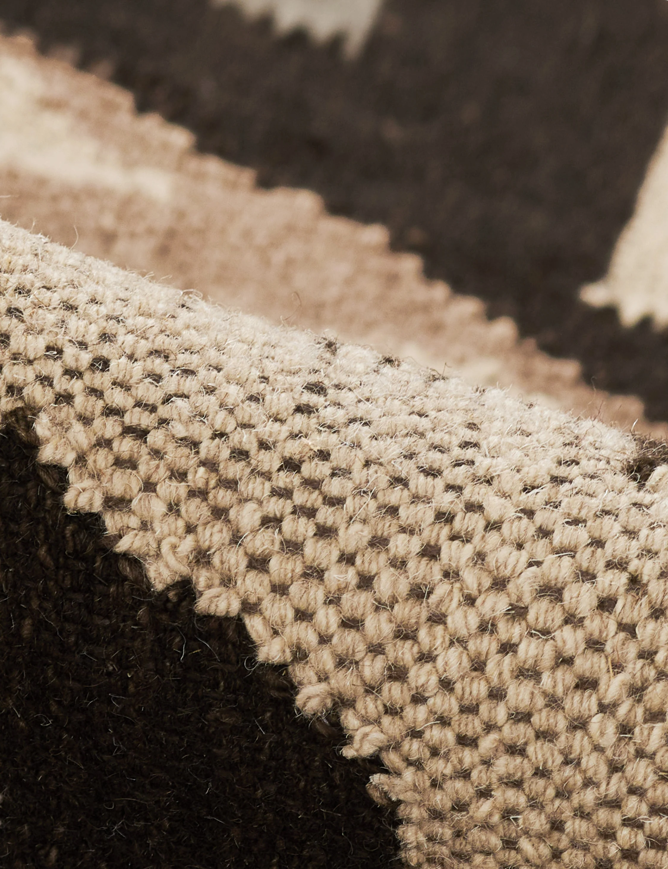 Crouse Flatweave Wool Rug - Image 6