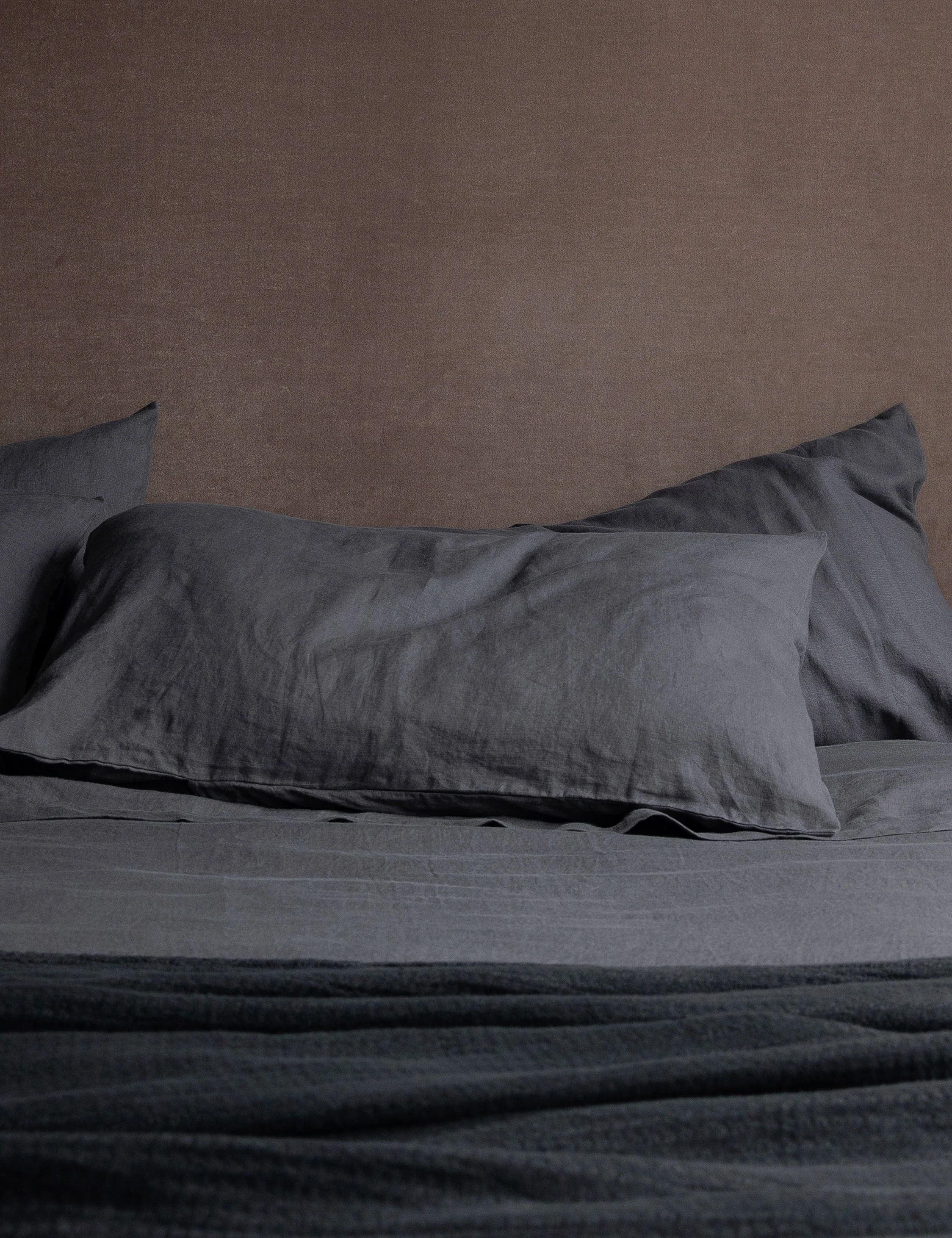 European Flax Linen Pillowcases (Set of 2) by Cultiver - Image 47