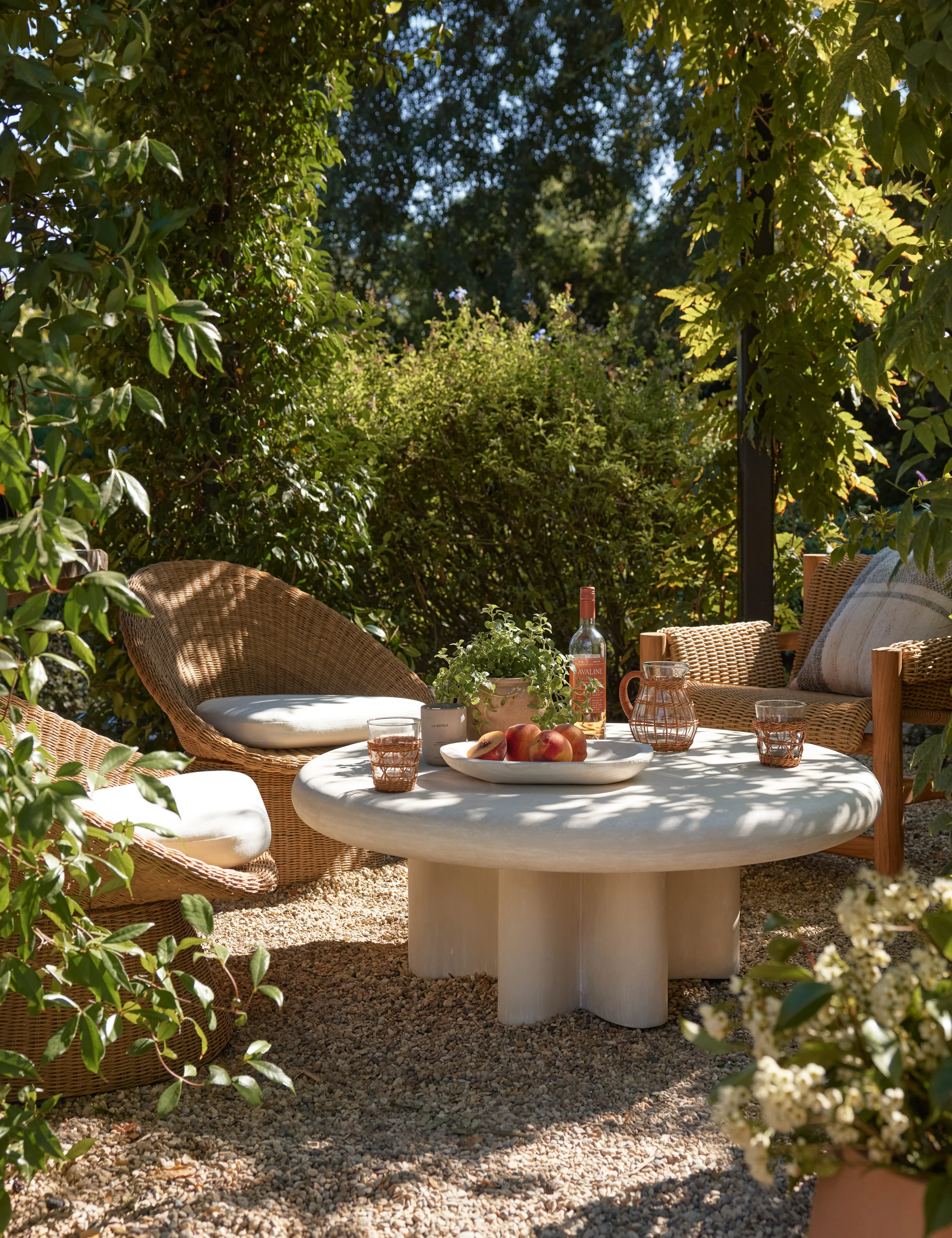 Ferran Indoor / Outdoor Accent Chair - Image 3