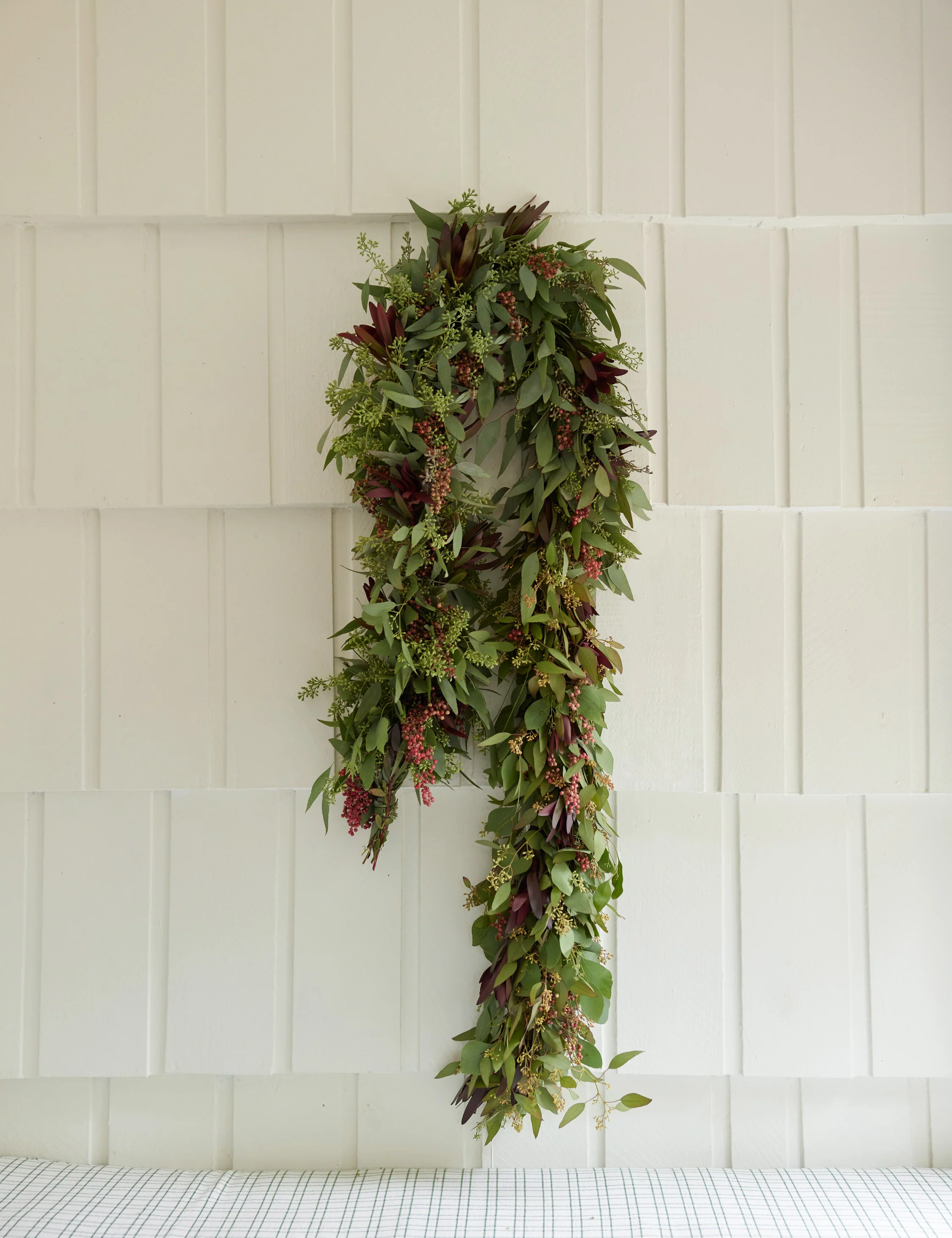 Fresh Handmade Premium Winter Garland - Image 4