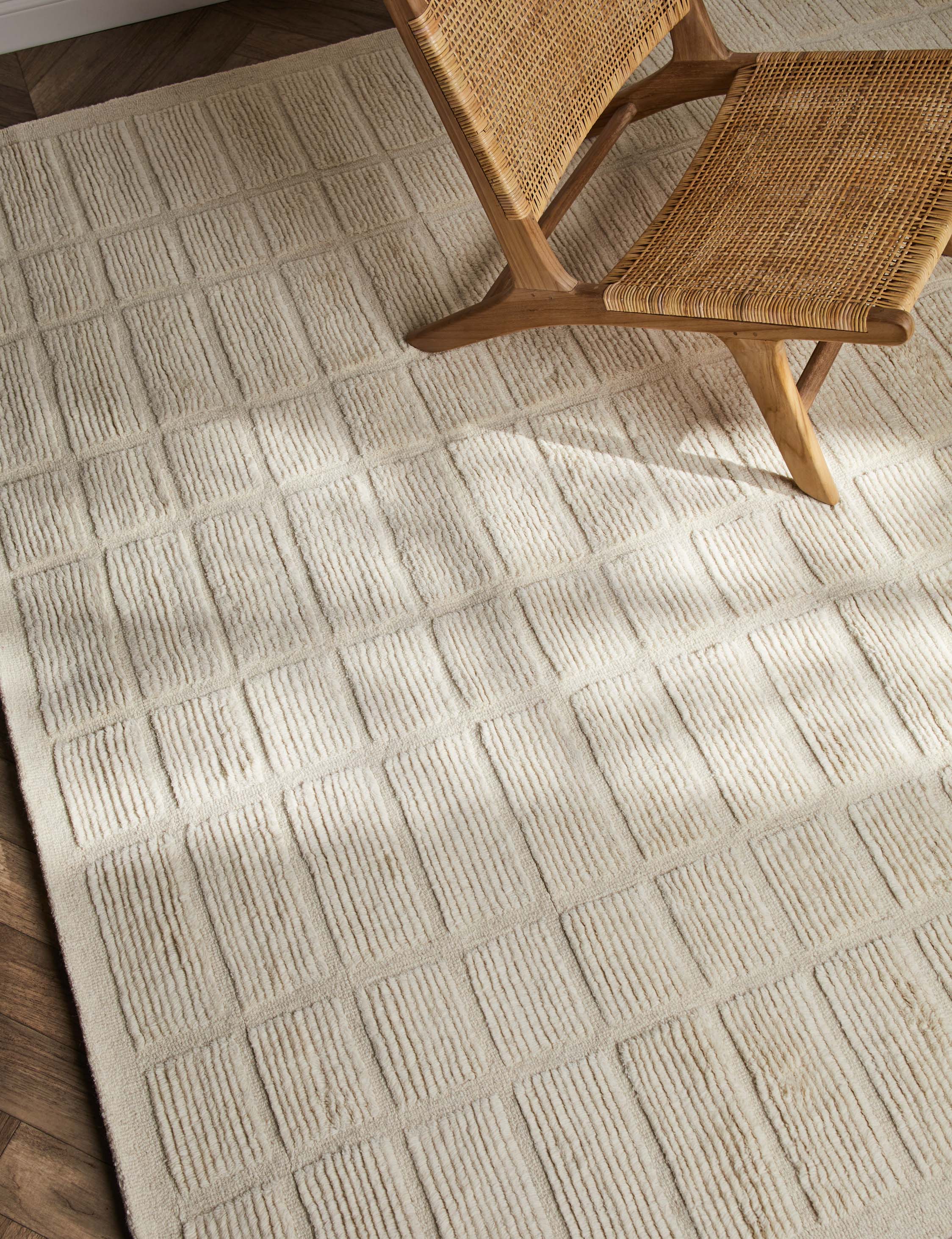 Geller Hand-Tufted Wool Rug - Image 3
