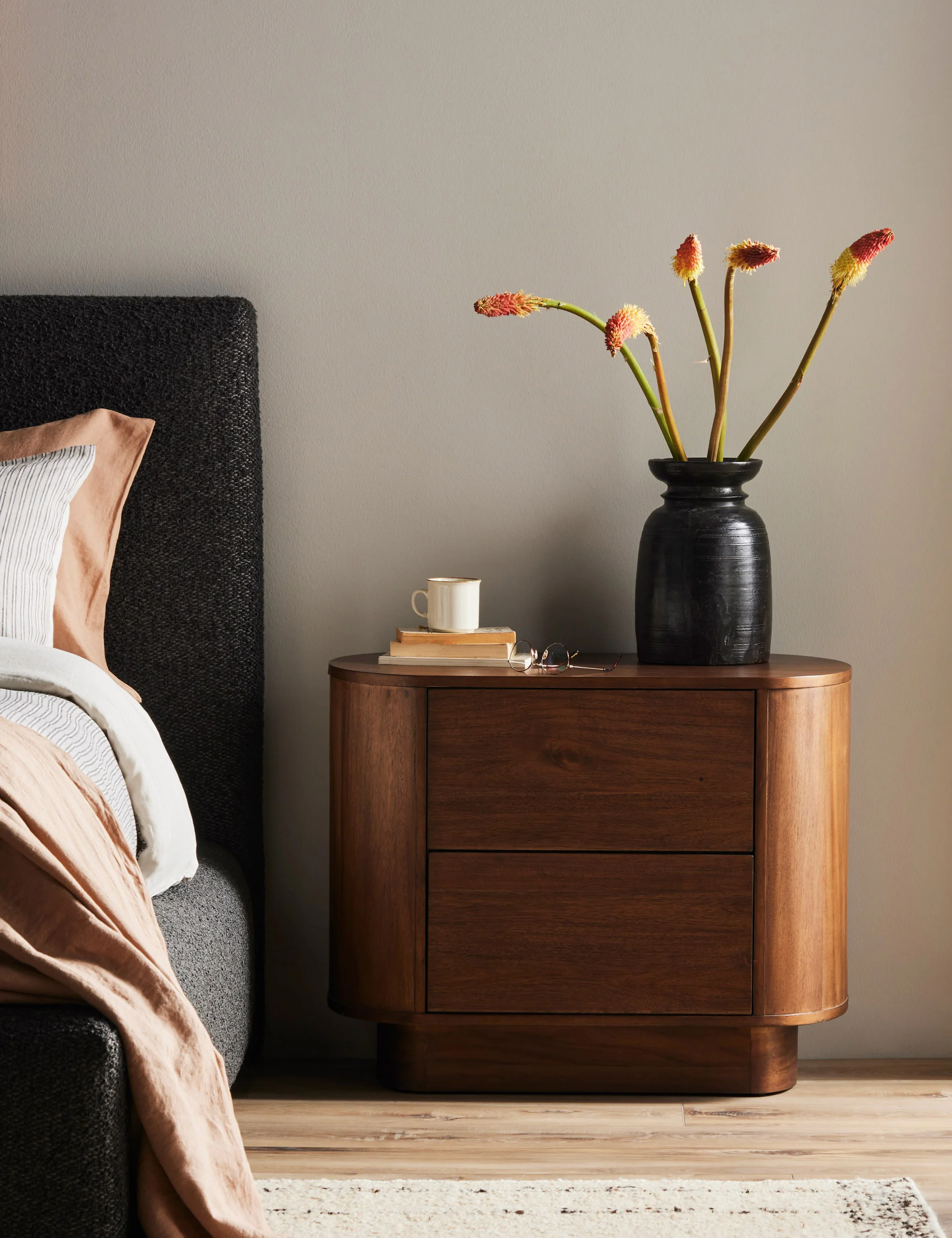 Gilda Nightstand - Image 3
