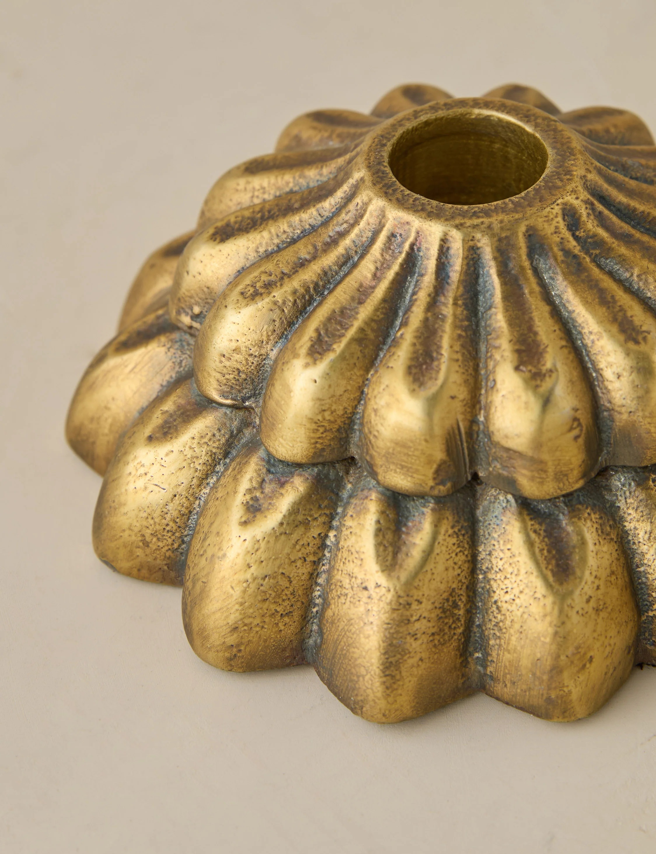 Giovanna Candle Holder - Image 13