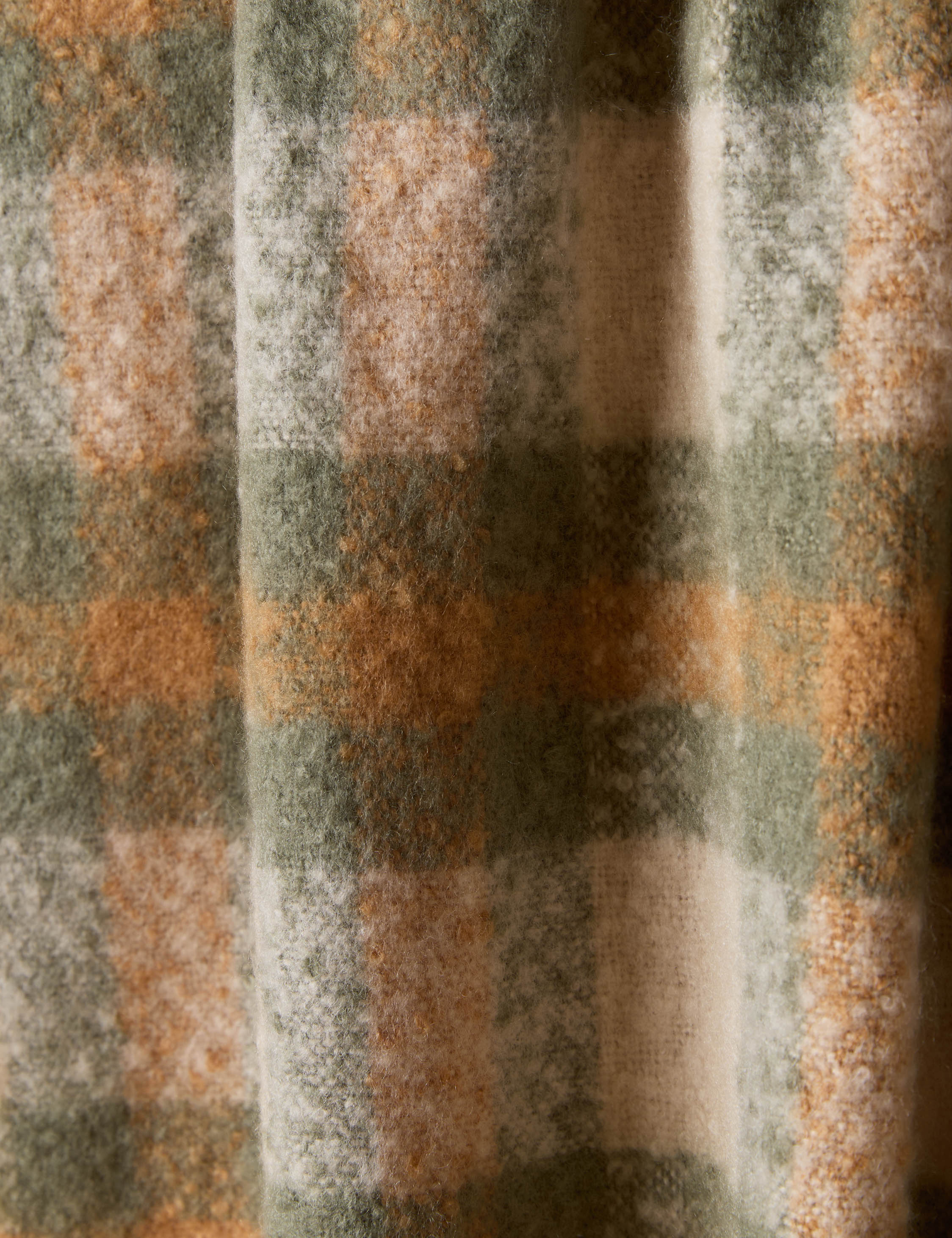 Haldar Throw - Image 4