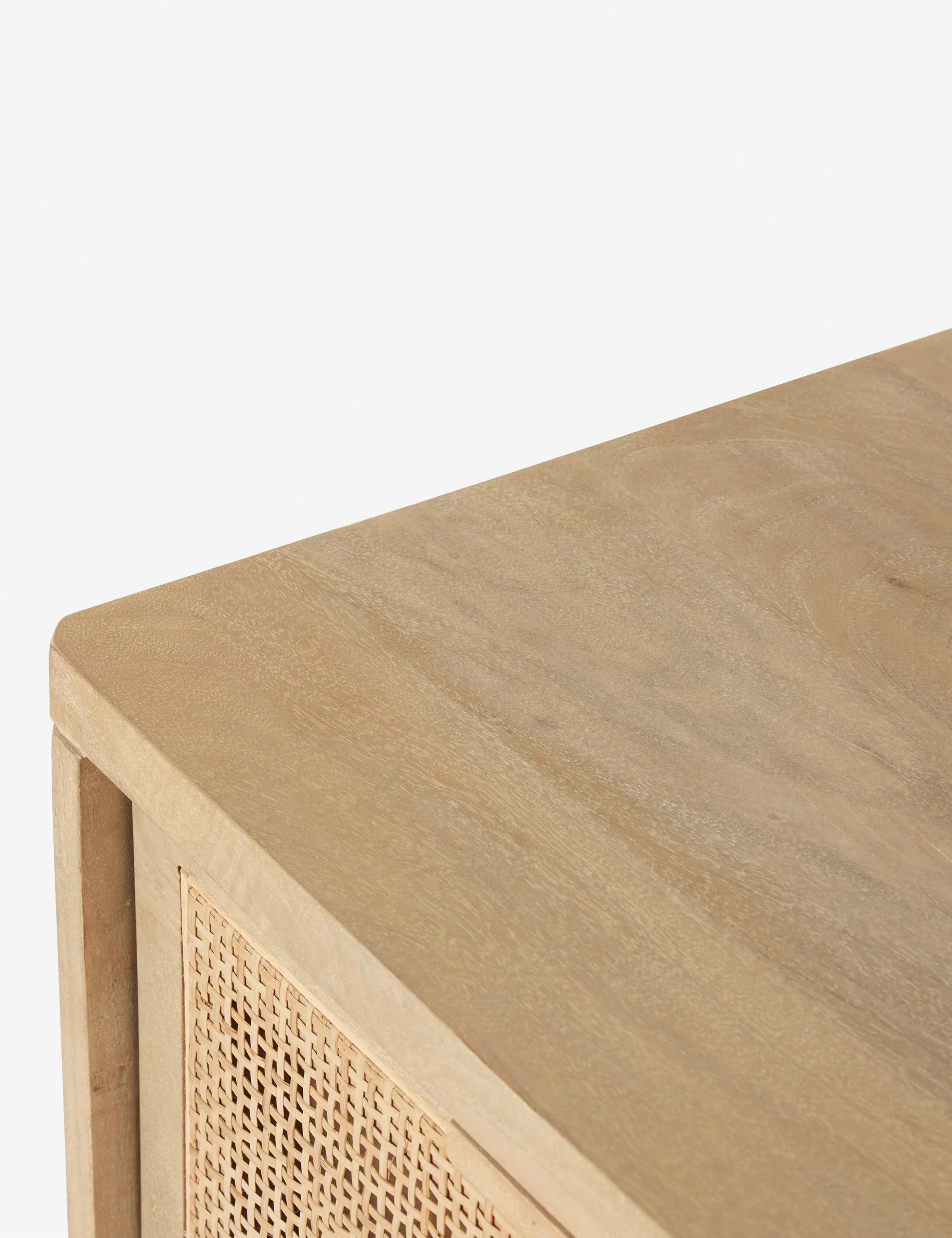 Hannah 9-Drawer Dresser - Image 17