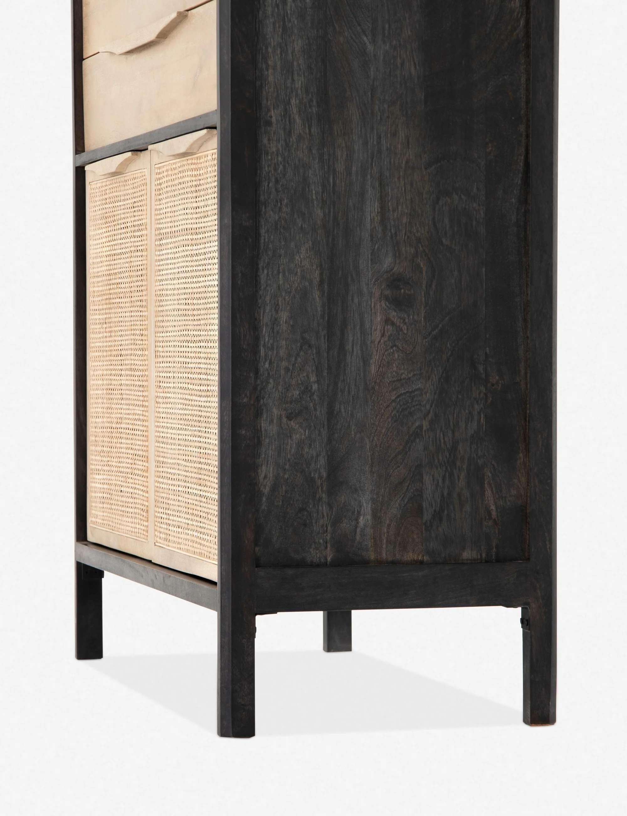 Hannah Dresser - Image 15