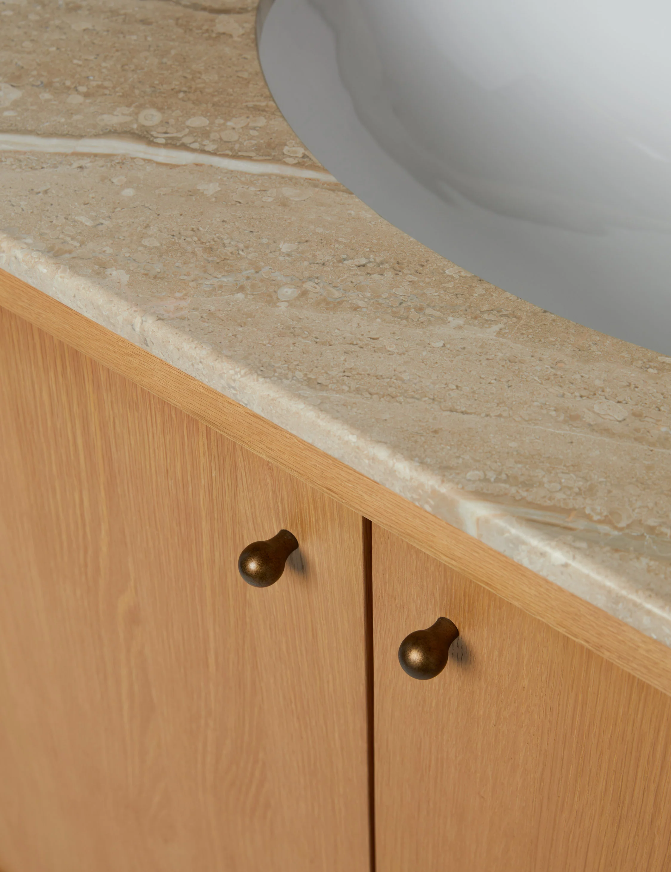 Hartnoll Bath Vanity - Image 13