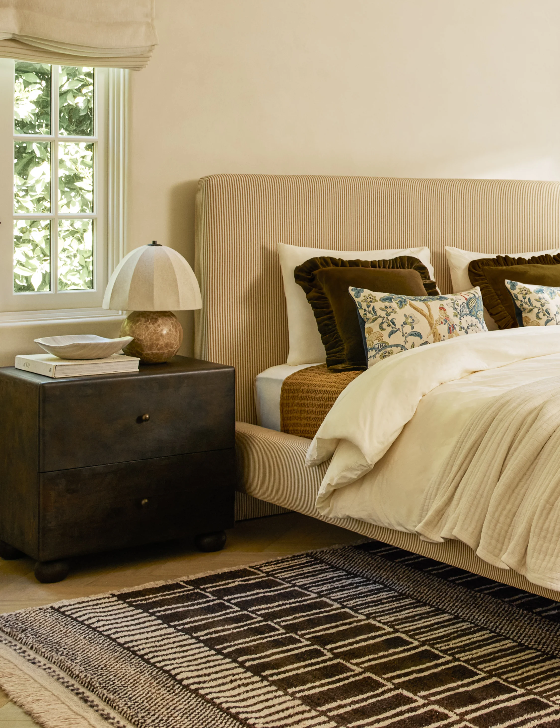 Hobbes Nightstand - Image 3