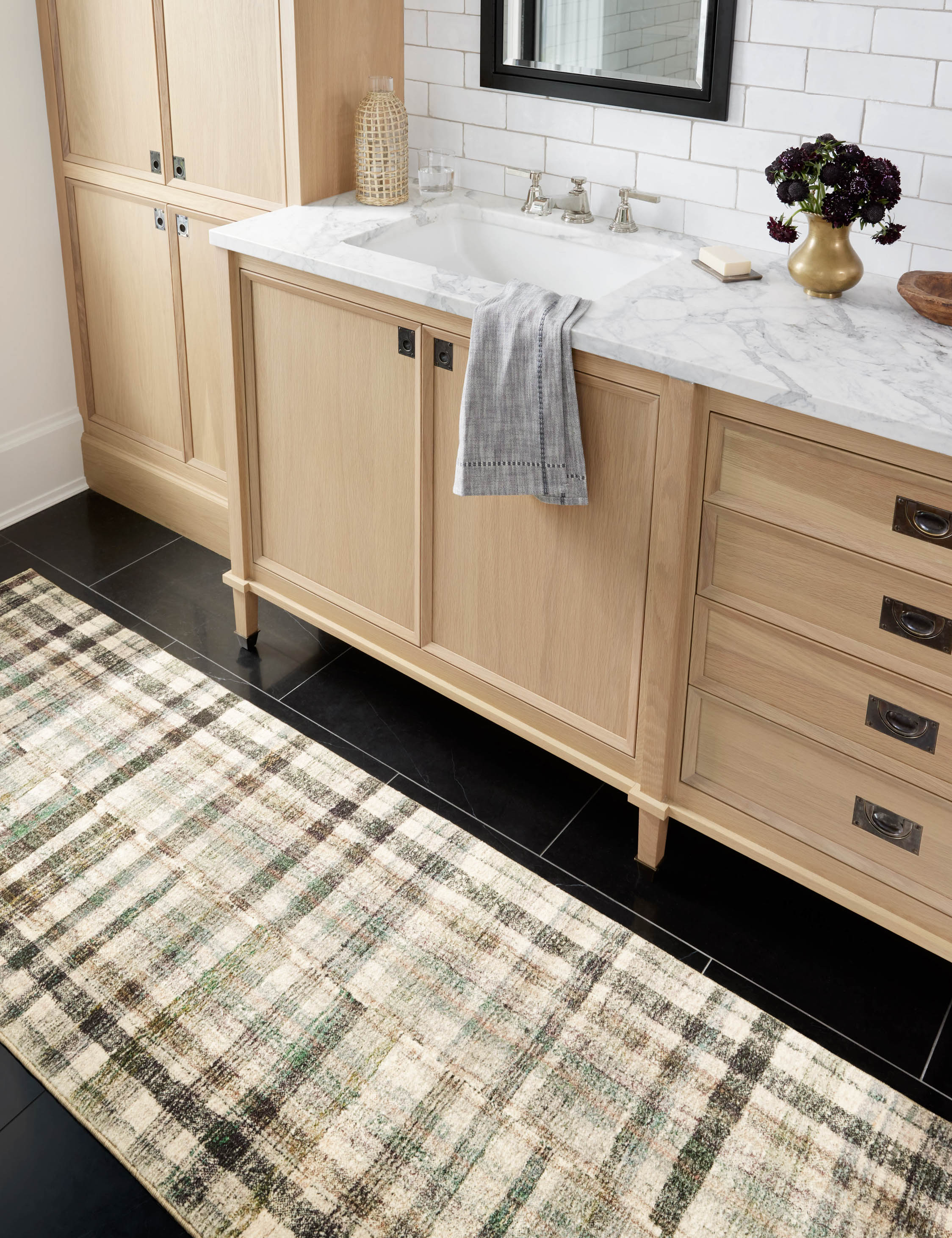 Humphrey Rug by Chris Loves Julia x Loloi - Image 6