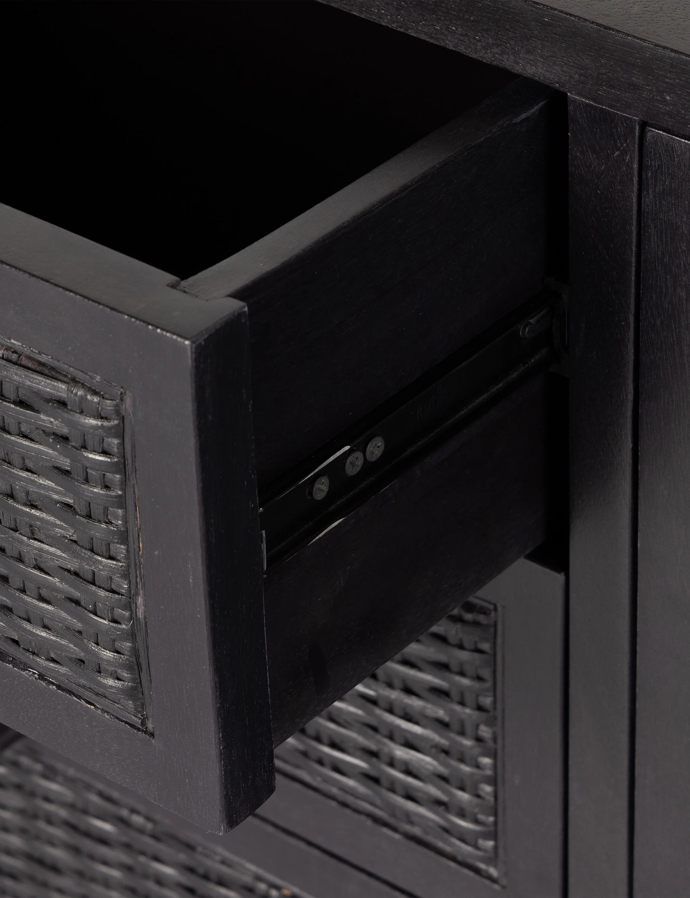 Isaura Media Console - Image 6