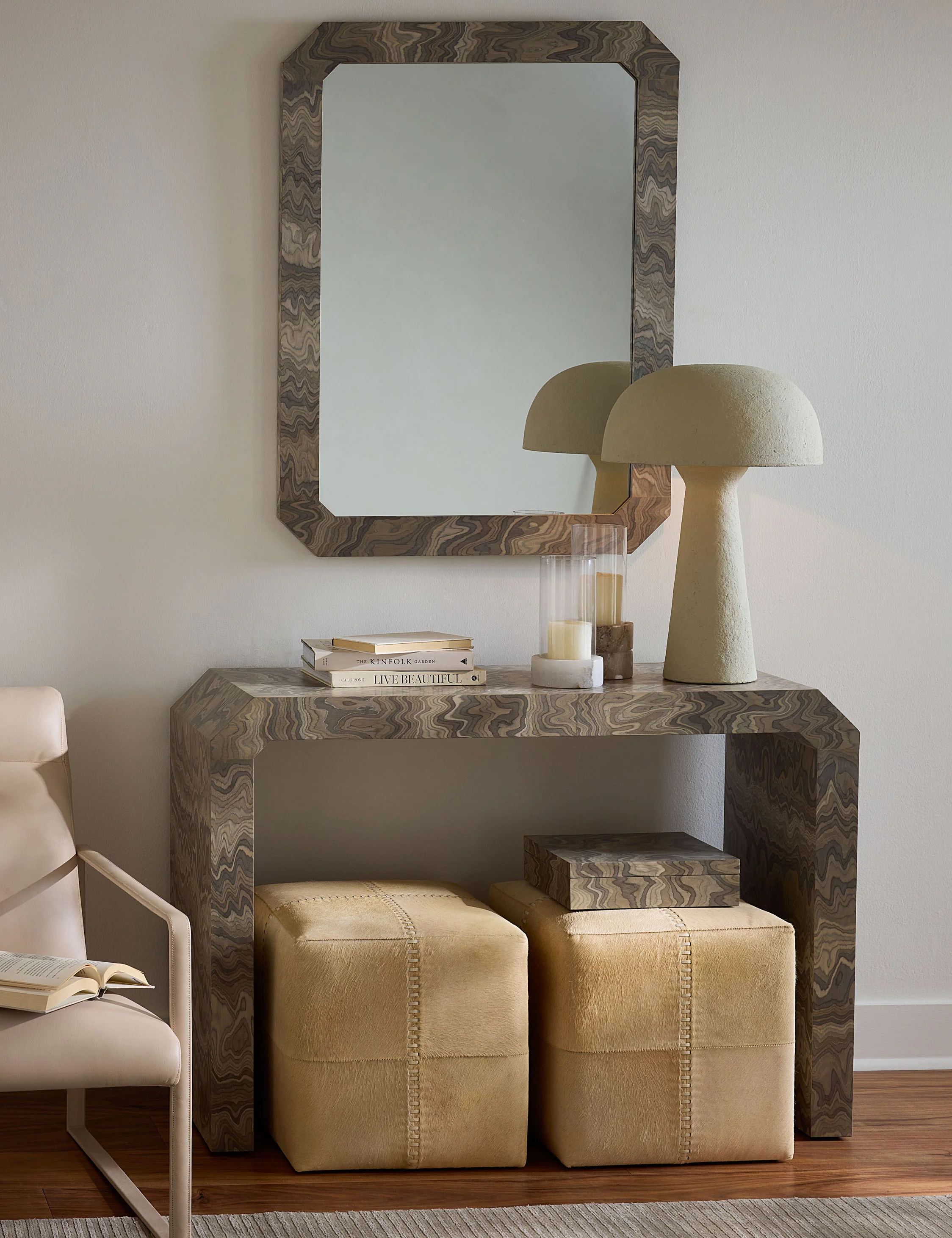 Jaffe Table Lamp - Image 6