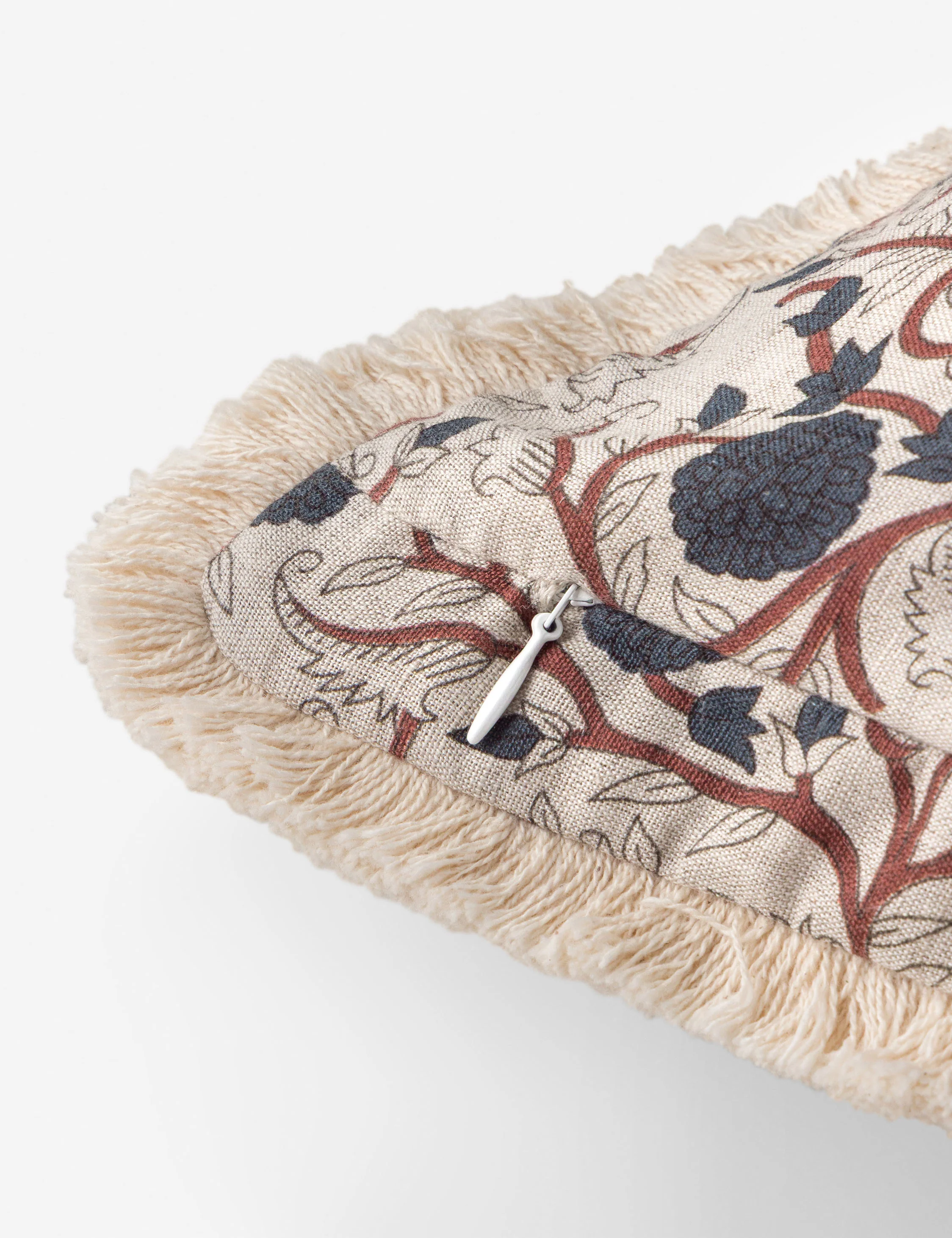 Kamiyah Pillow - Image 3