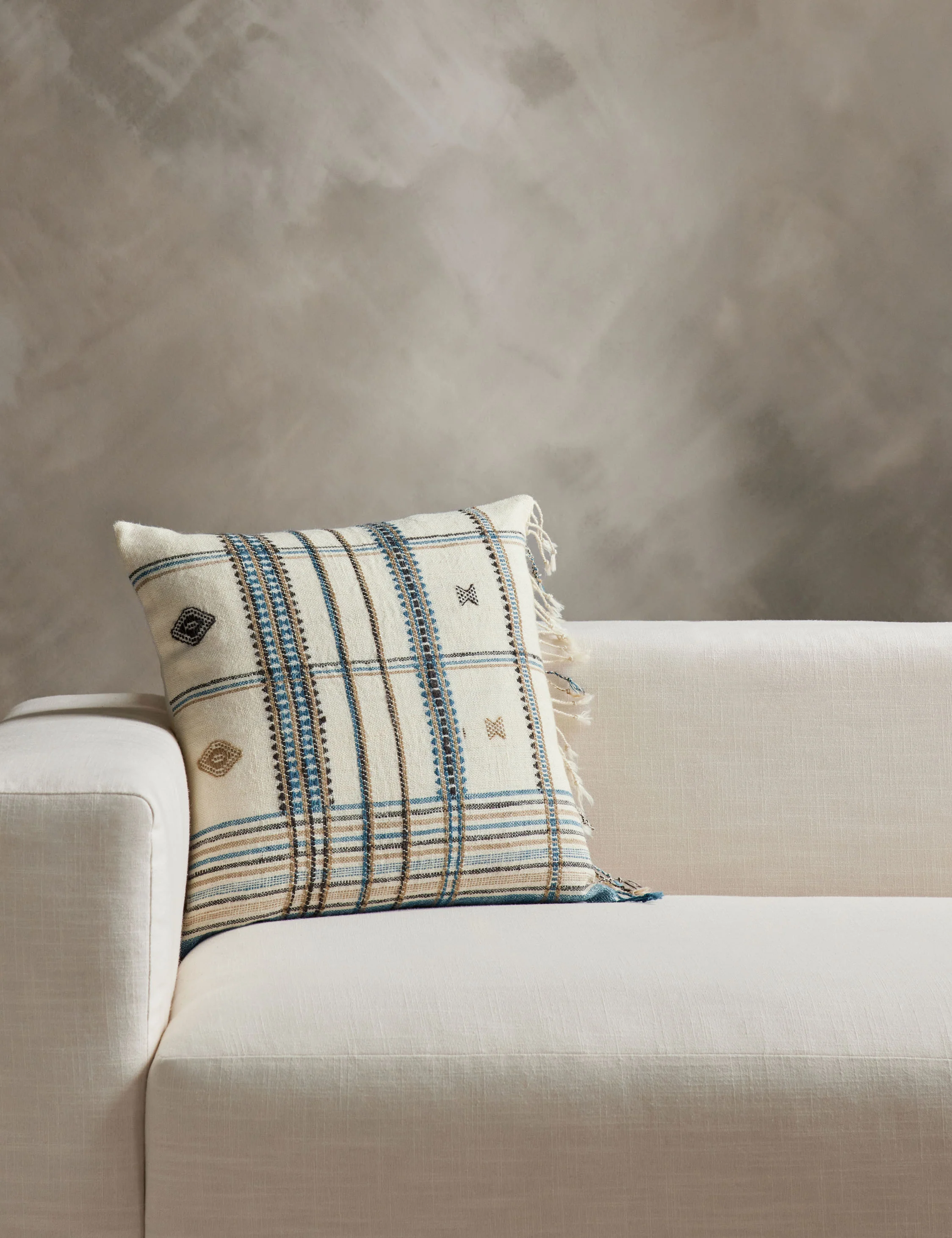 Kavia Pillow - Image 67
