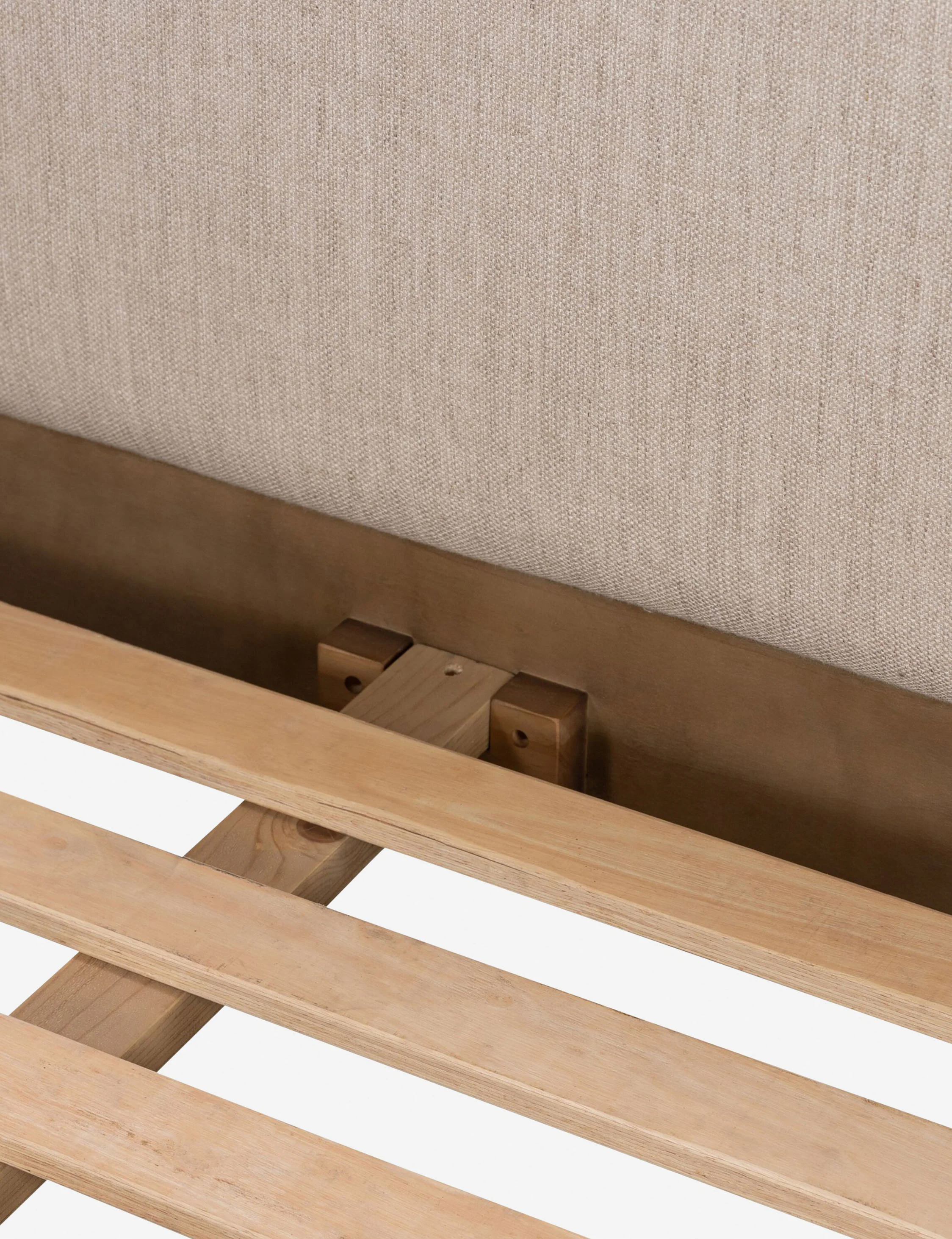 Kisner Platform Bed - Image 27