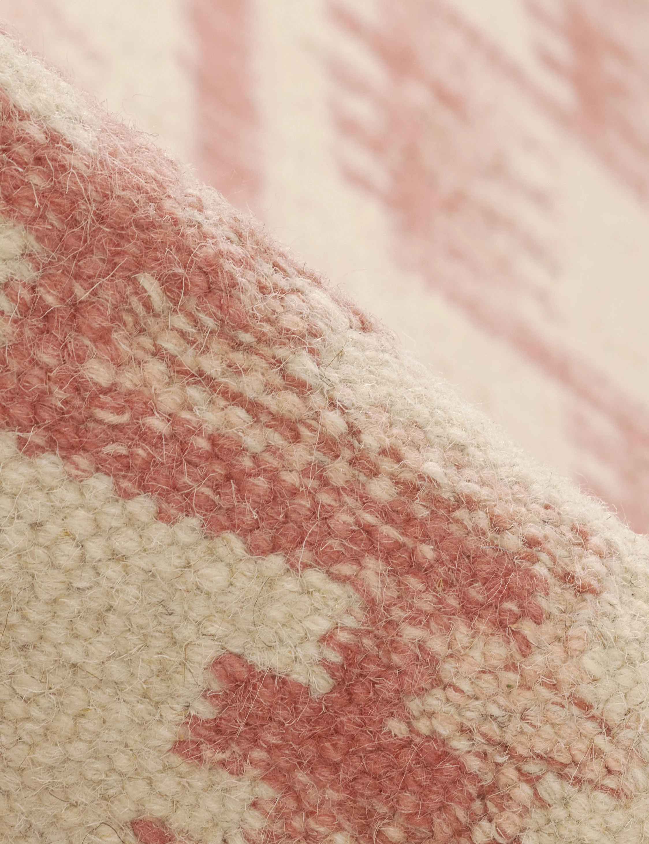 Lassas Handwoven Wool Rug - Image 3