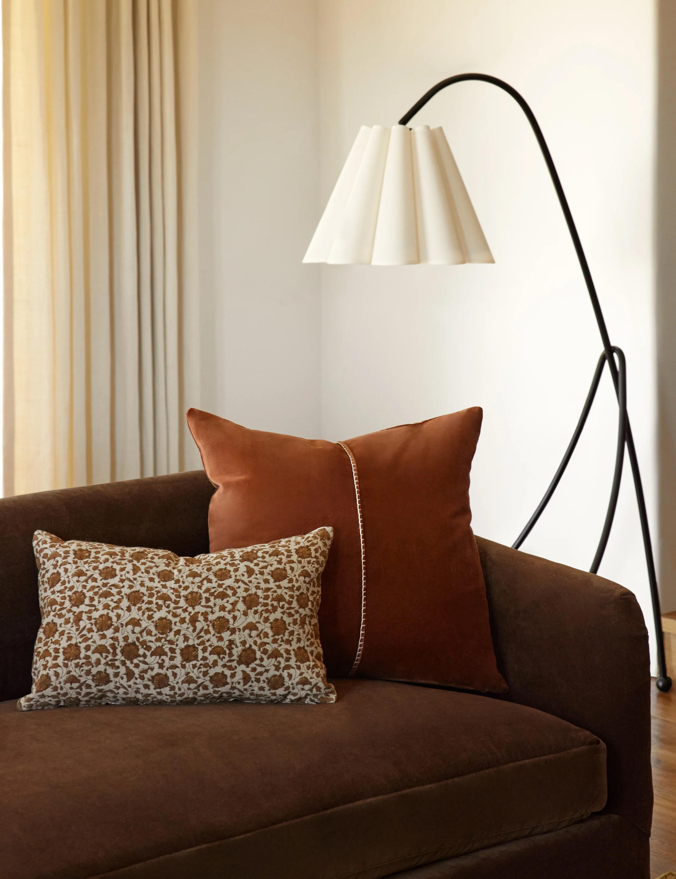 Lavelanet Linen Pillow - Image 5