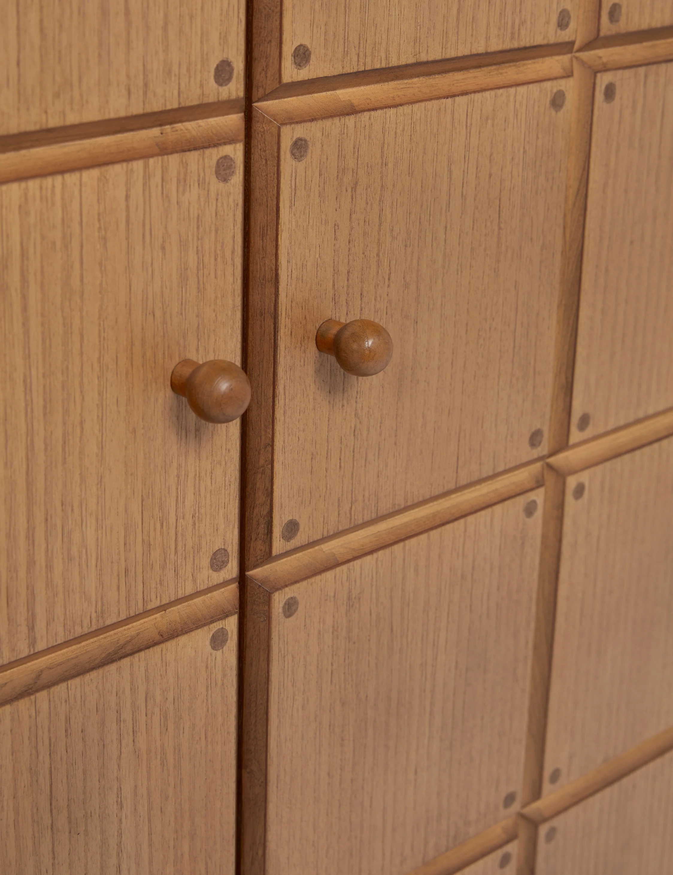 Lee Collection Wood Swatch - Image 6