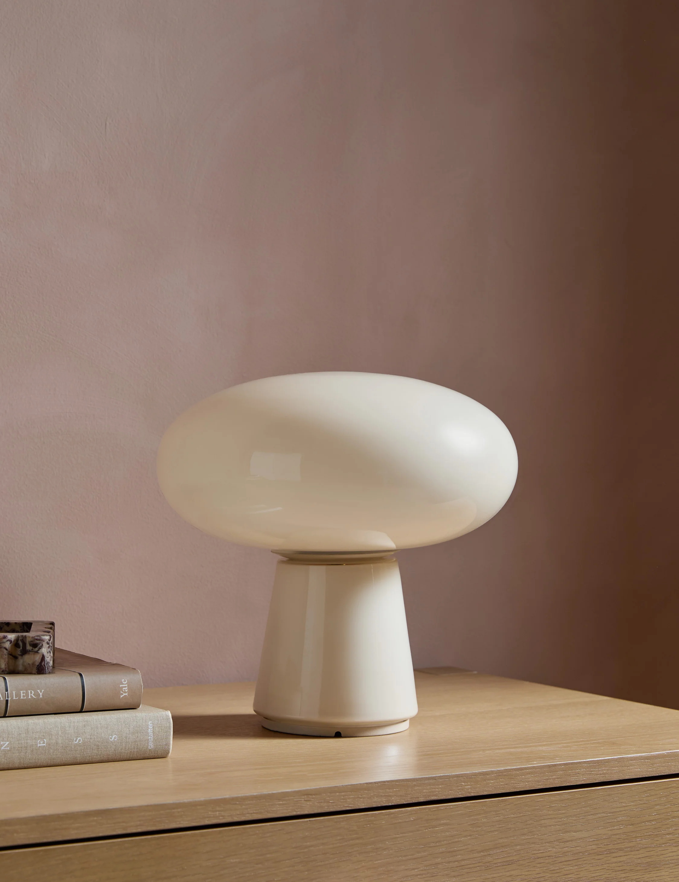 Leesa Cordless Table Lamp - Image 2