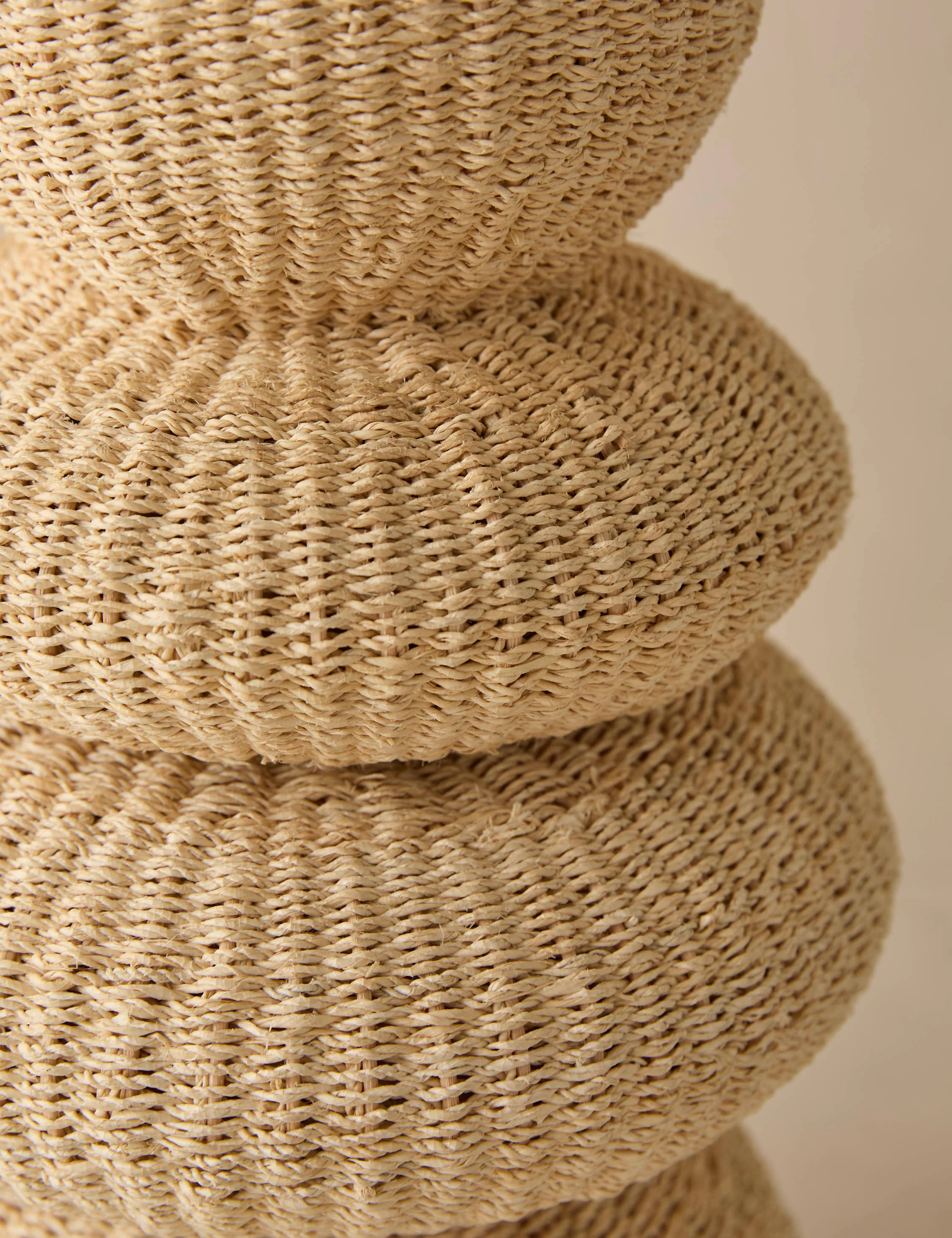 Lilia Decorative Tabletop Vase - Image 4