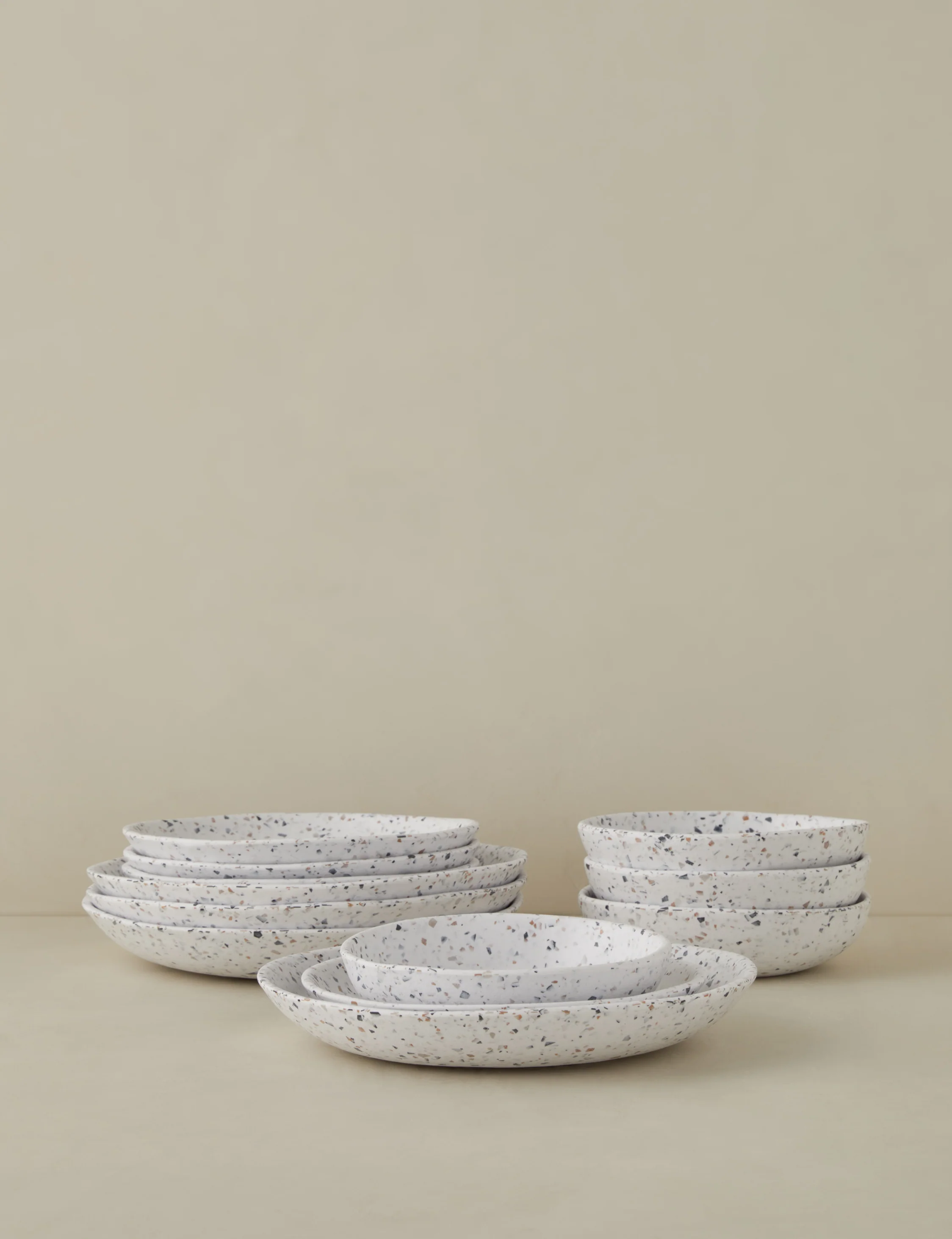 Madelle Recycled Melamine Dinnerware (12-Piece Set)