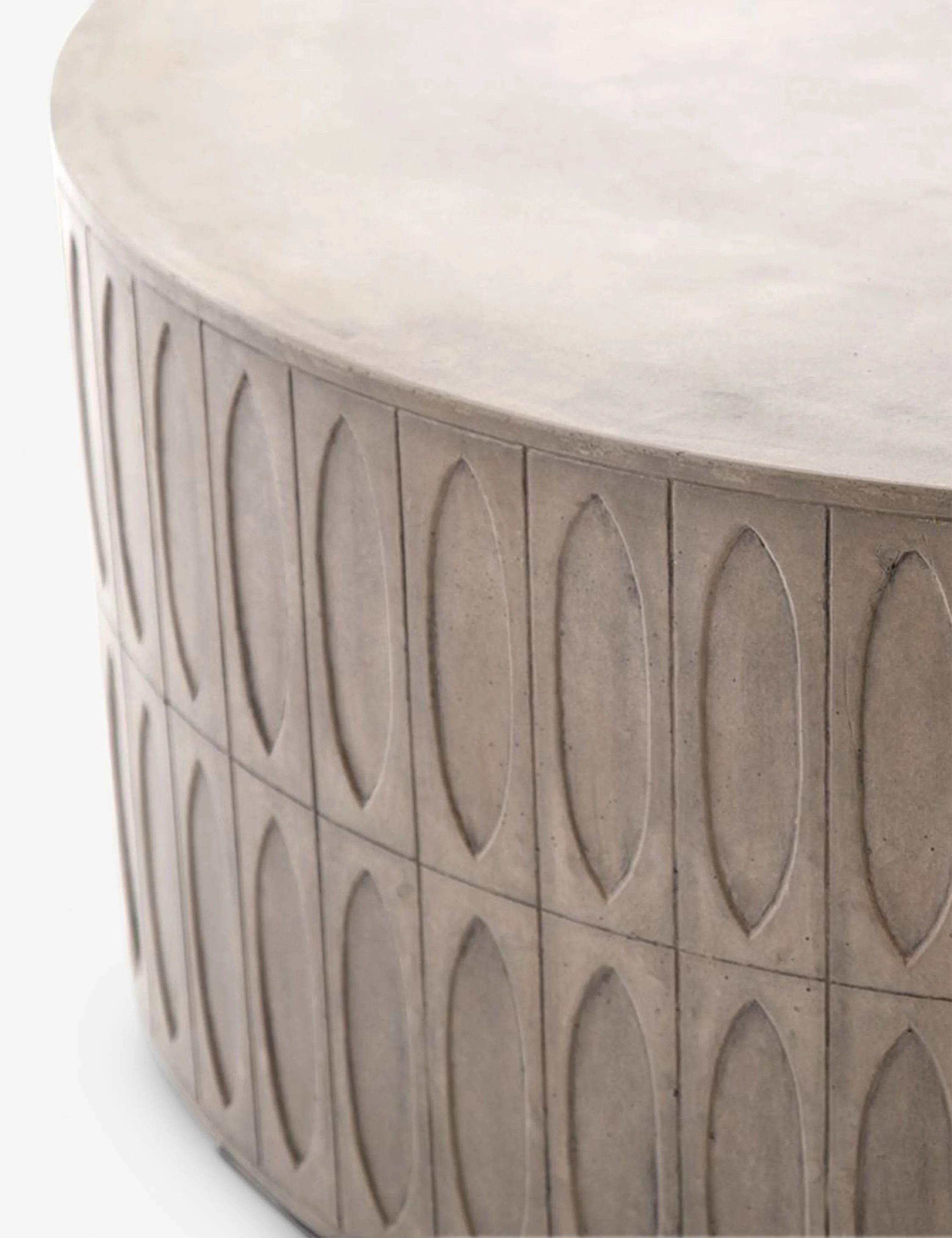 Mal Indoor / Outdoor Round Coffee Table - Image 3