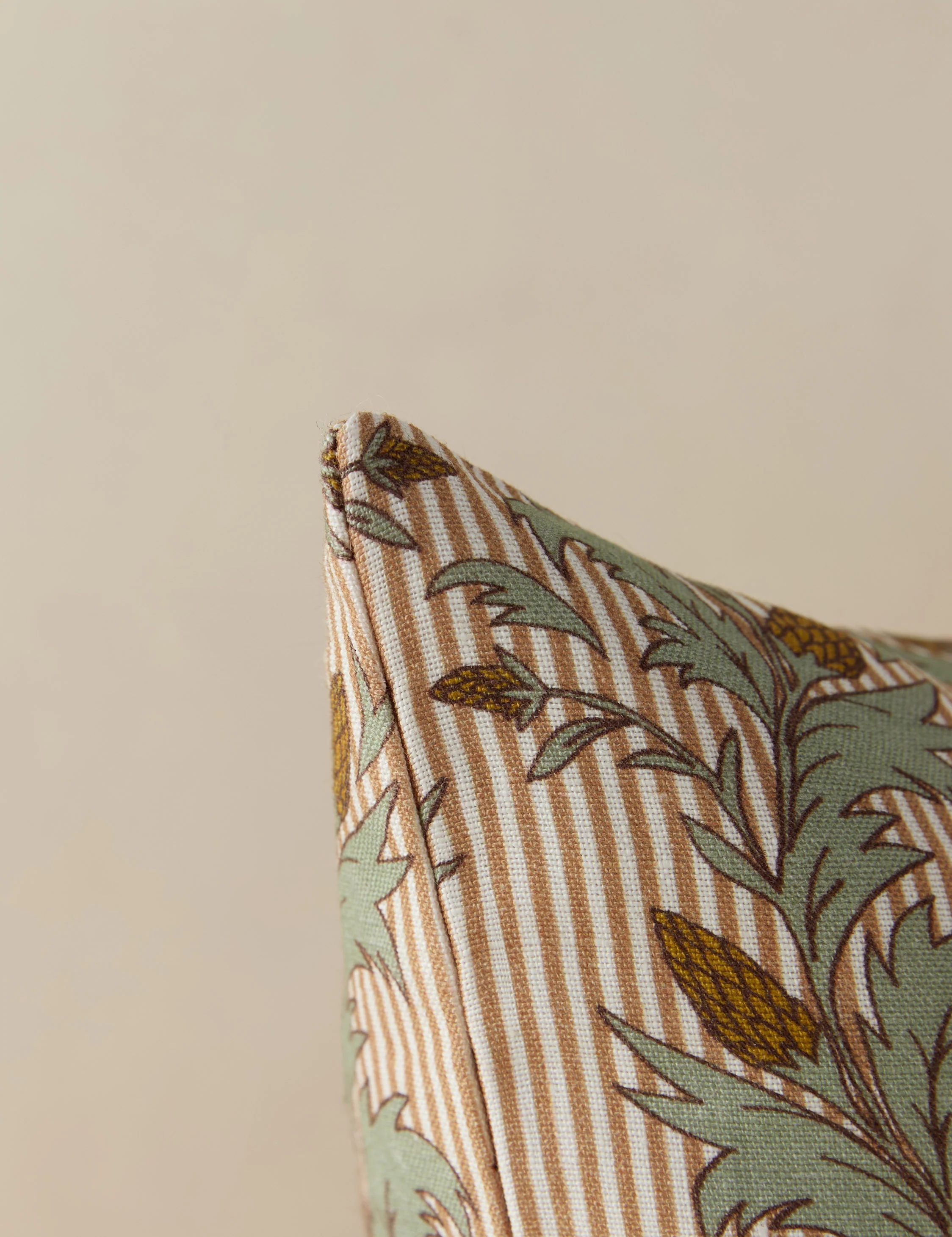 Marvilla Linen Pillow - Image 3