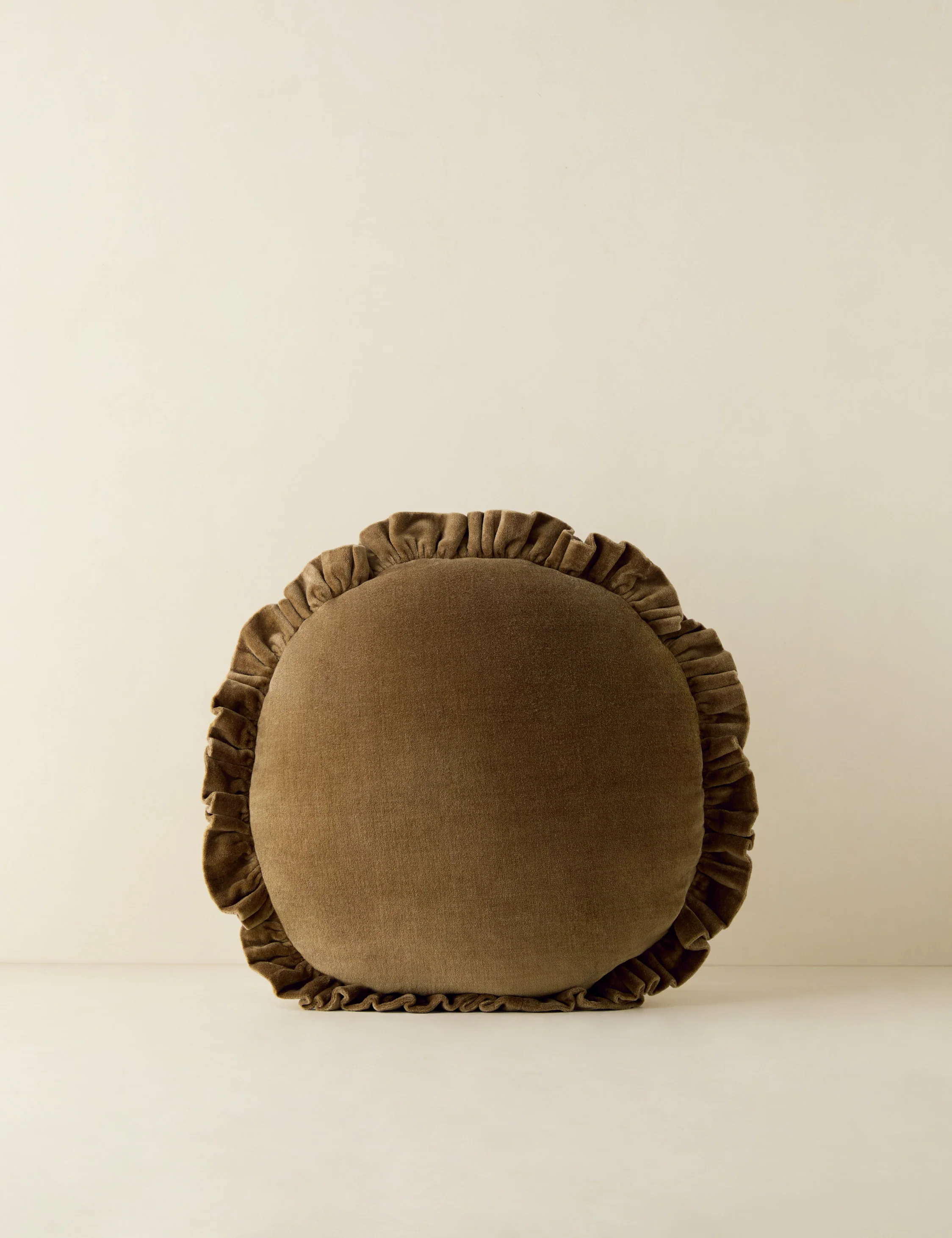 Mauree Velvet Round Pillow - Image 5