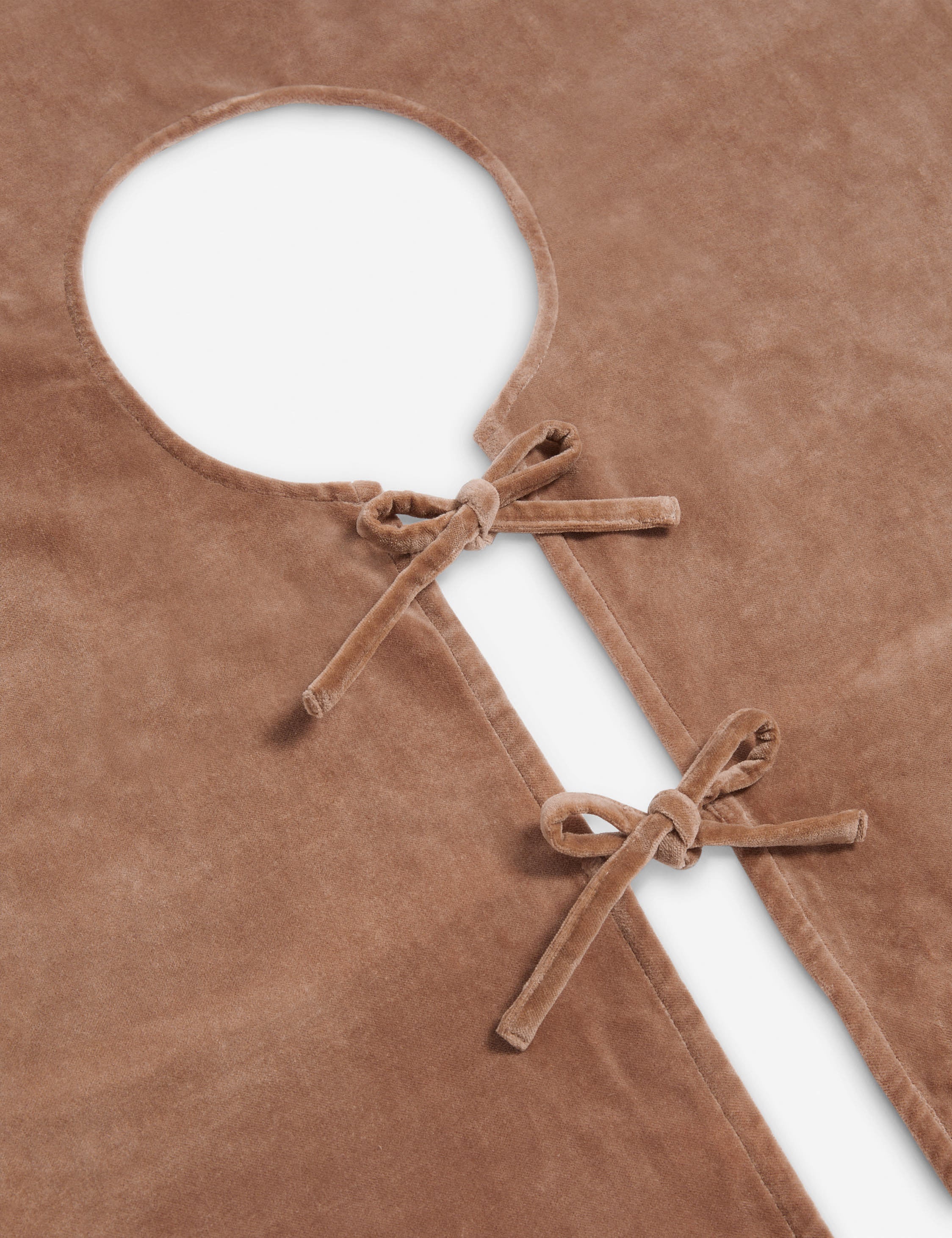 Mauree Velvet Tree Skirt - Image 7