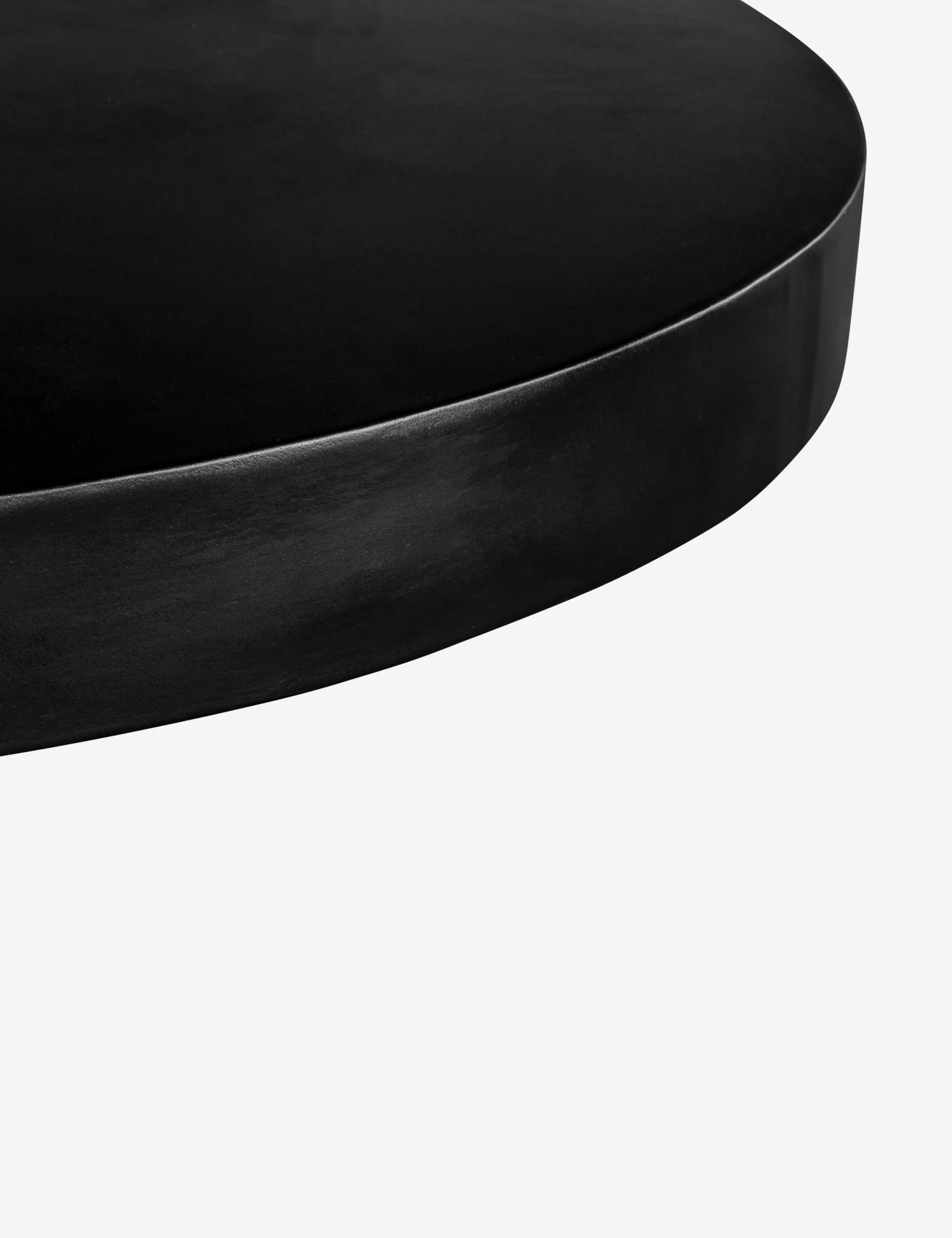 Niel Indoor / Outdoor Round Dining Table - Image 2