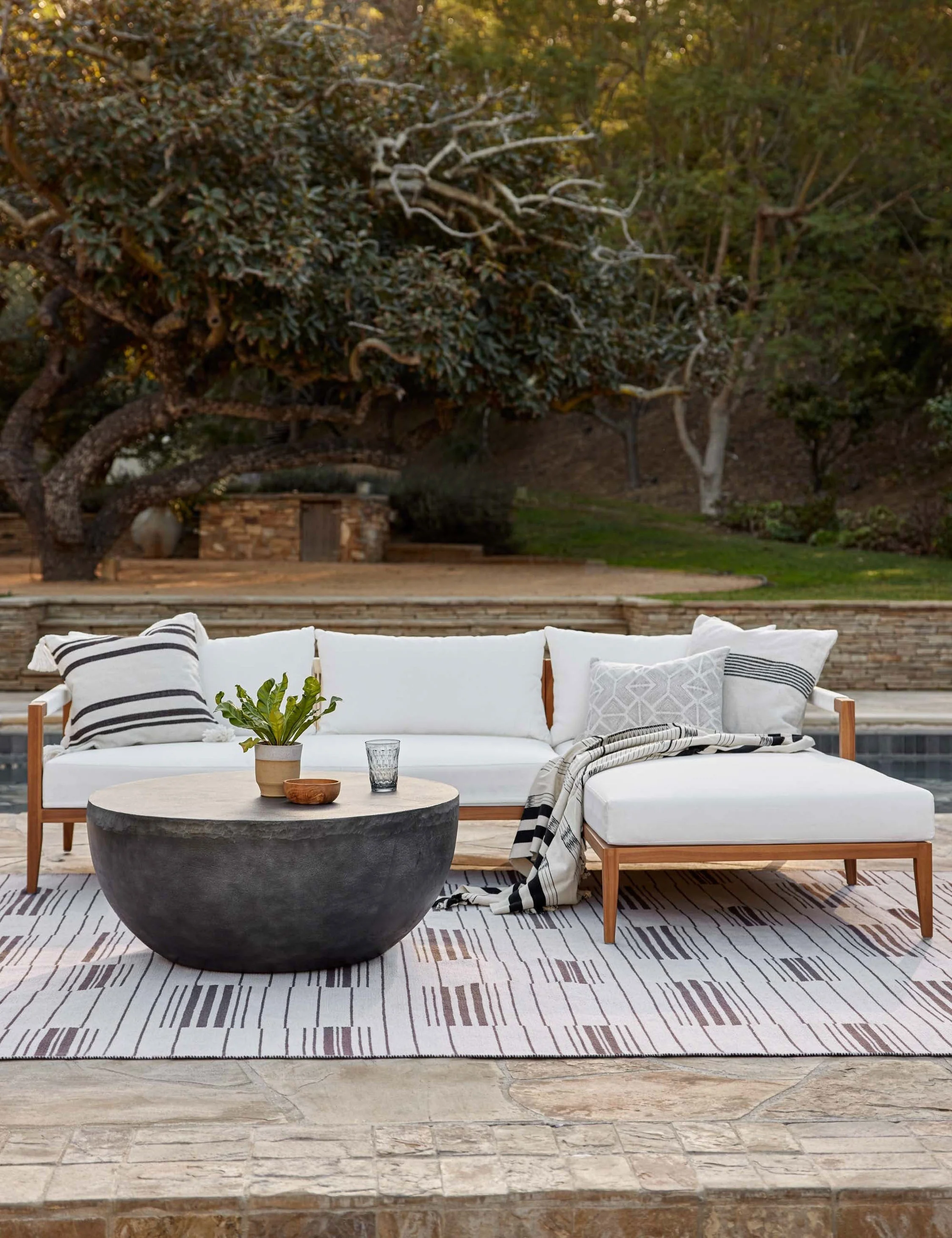 Ohana Indoor / Outdoor Round Coffee Table - Image 4